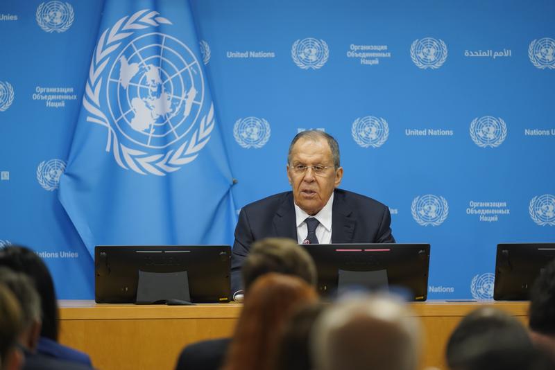 Lavrov’dan Trump’a Umut Dolu Mesaj: ‘Alaska Zirvesi İlkelerine Bağlı Kalacağını Umuyoruz’