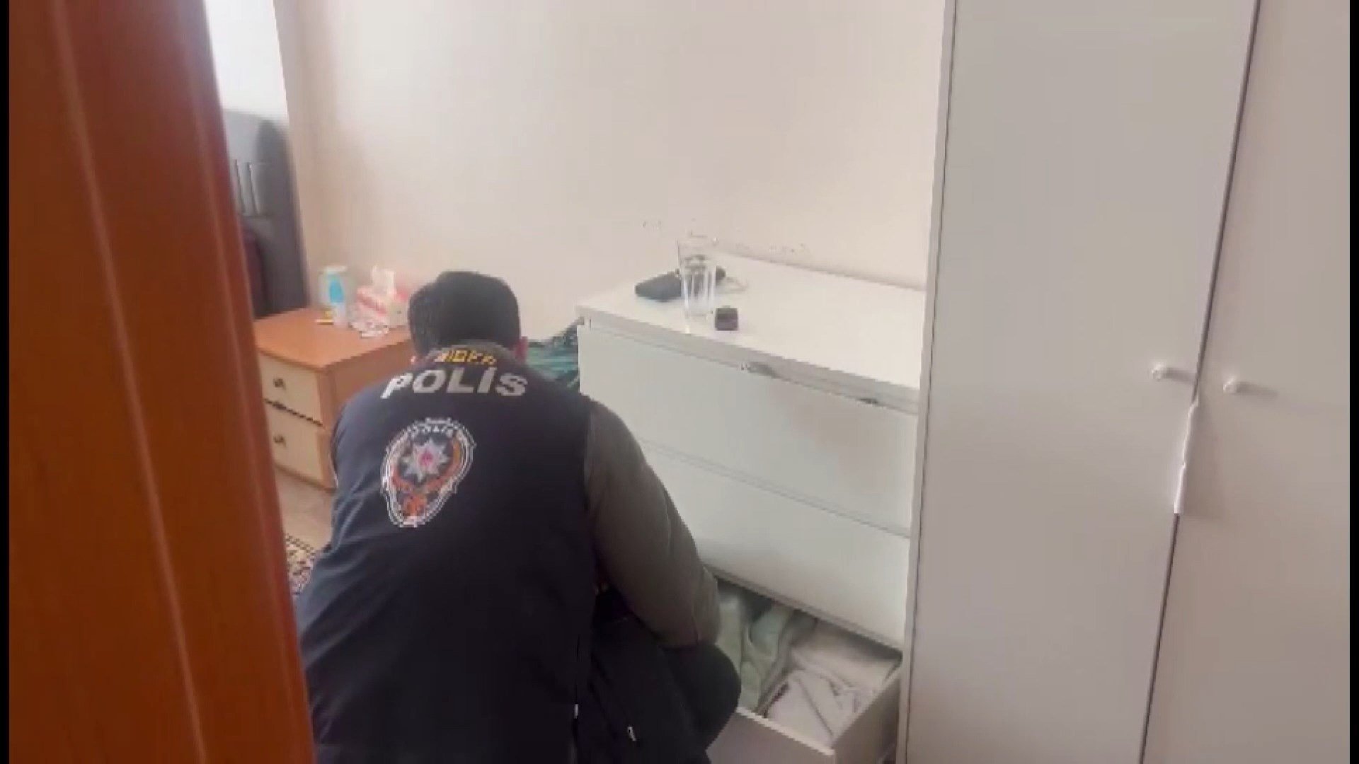 Ataşehir’de Asker Konvoyunda Skandal: Motosikletli Havaya Ateş Açtı, 1 Gözaltı