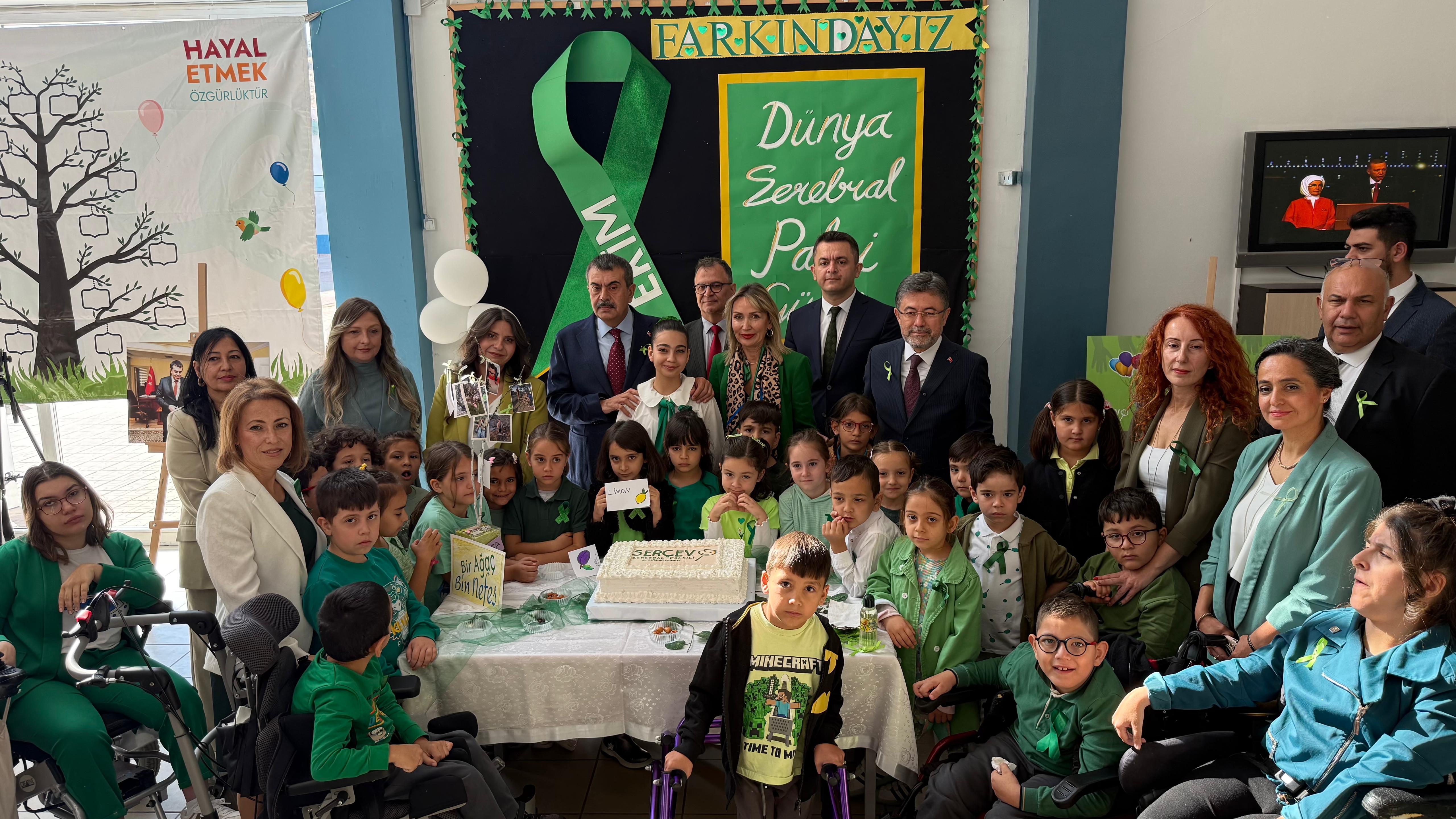 Bakanlar Tekin ve Yumaklı Serebral Palsili Öğrencilerle Buluştu: ‘Farkındalık Oluşturmak İstiyoruz’
