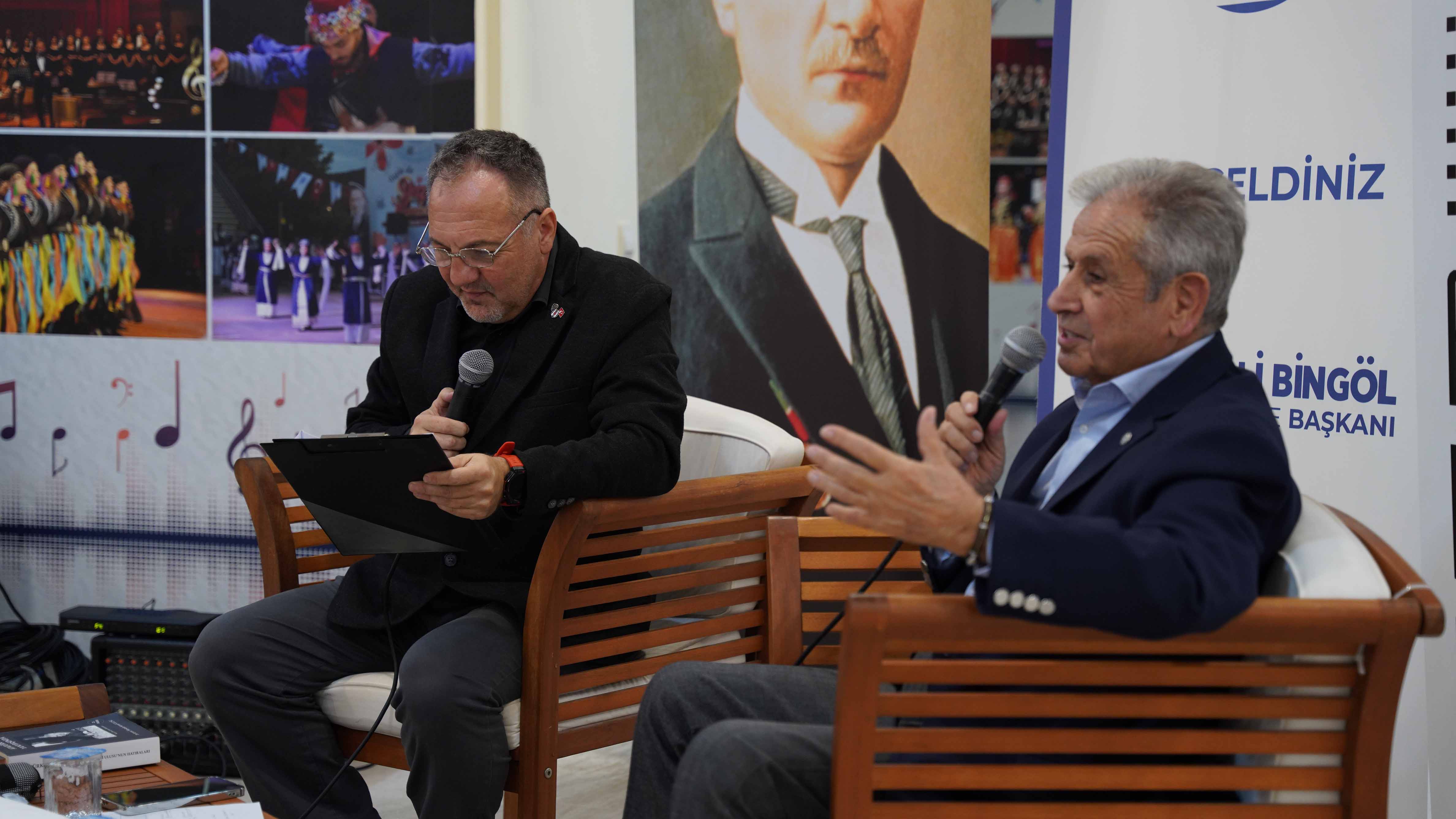 Mustafa Kemal Ulusu Tuzla’da Duygusal Cumhuriyet Söyleşisi Gerçekleştirdi