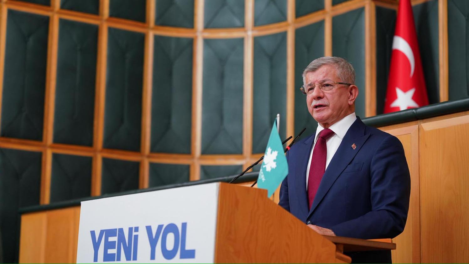 Davutoğlu’dan İsrail’e Sert Tepki: Özgürlük Filoları Dalga Dalga Devam Edecek!