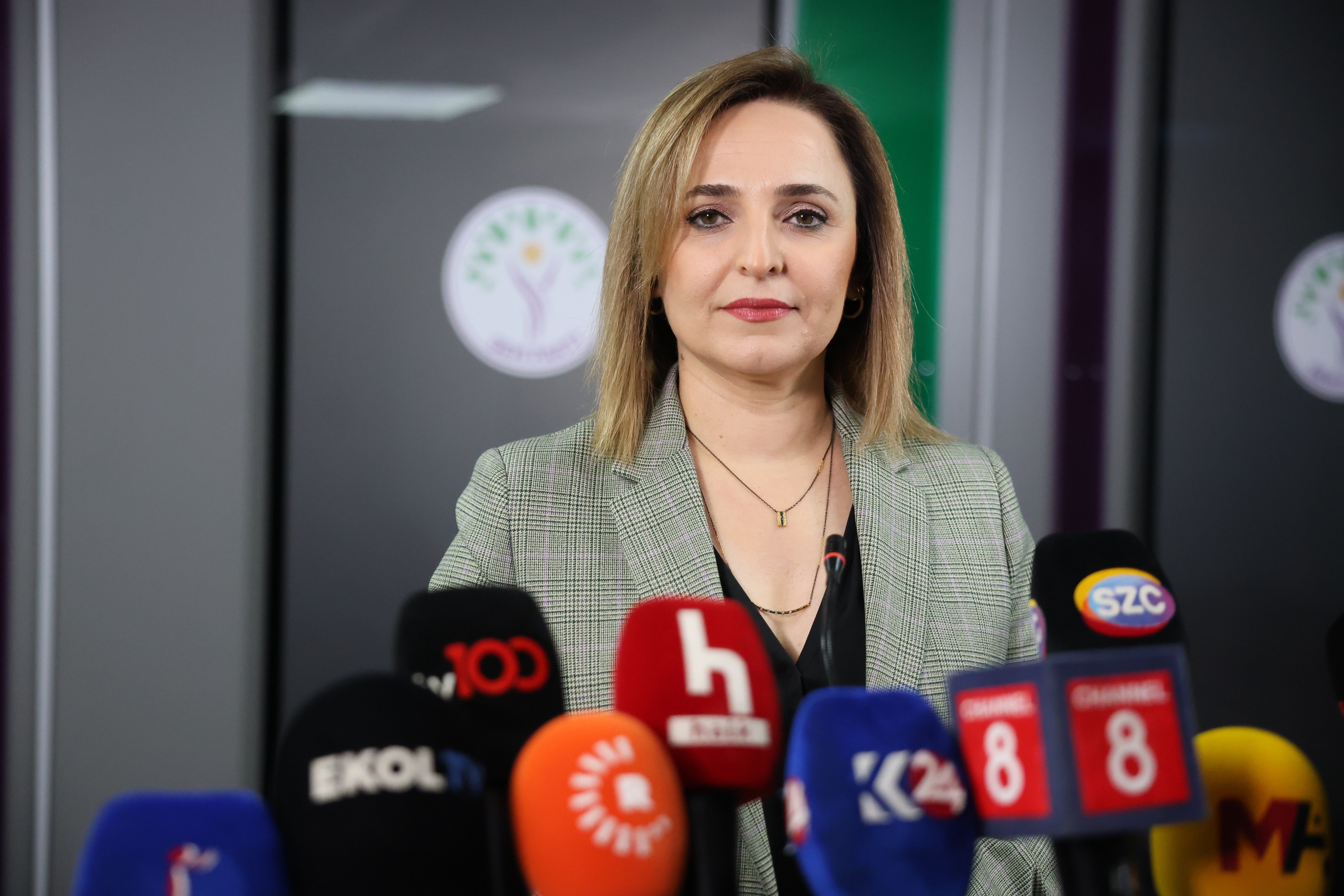 DEM Parti Sözcüsü Ayşegül