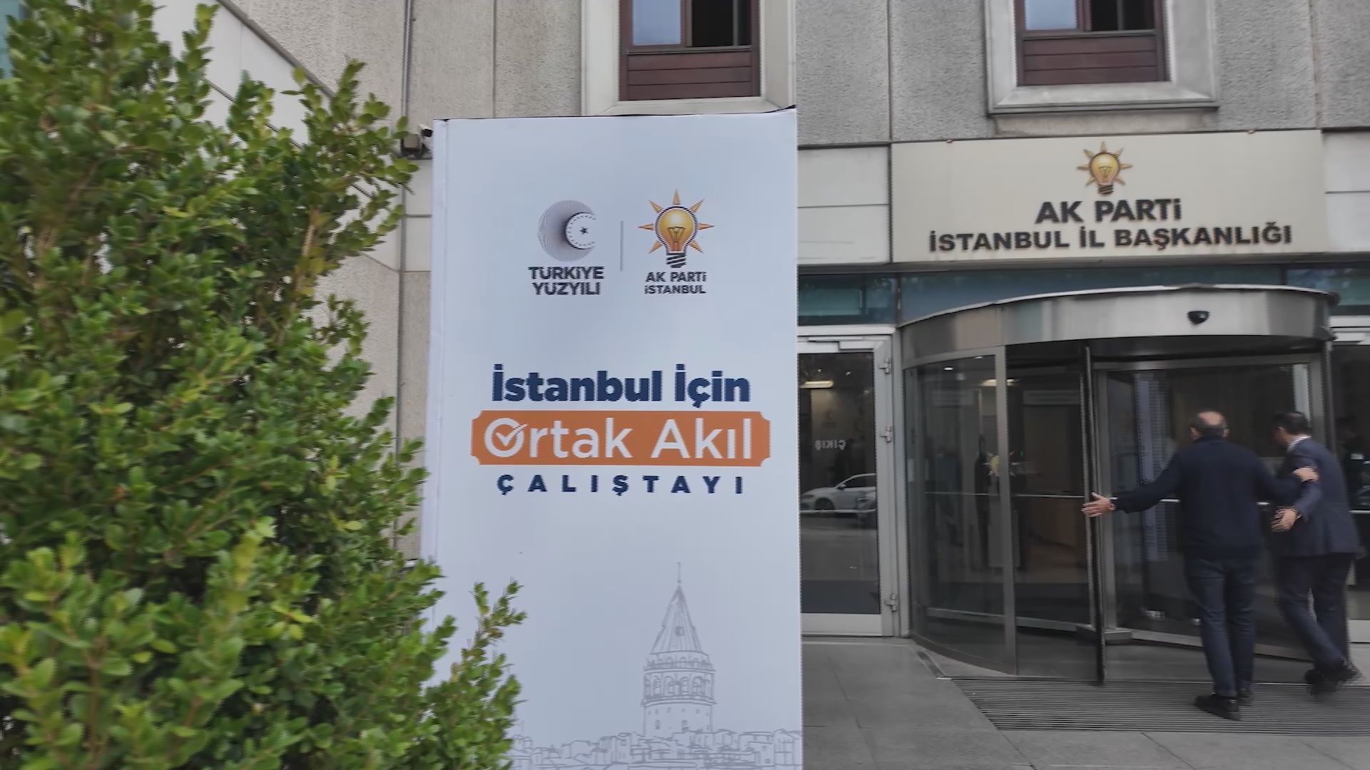 AK Parti İstanbul’da ‘Ortak Akıl Çalıştayı’ ile Şehrin Geleceğini Şekillendiriyor