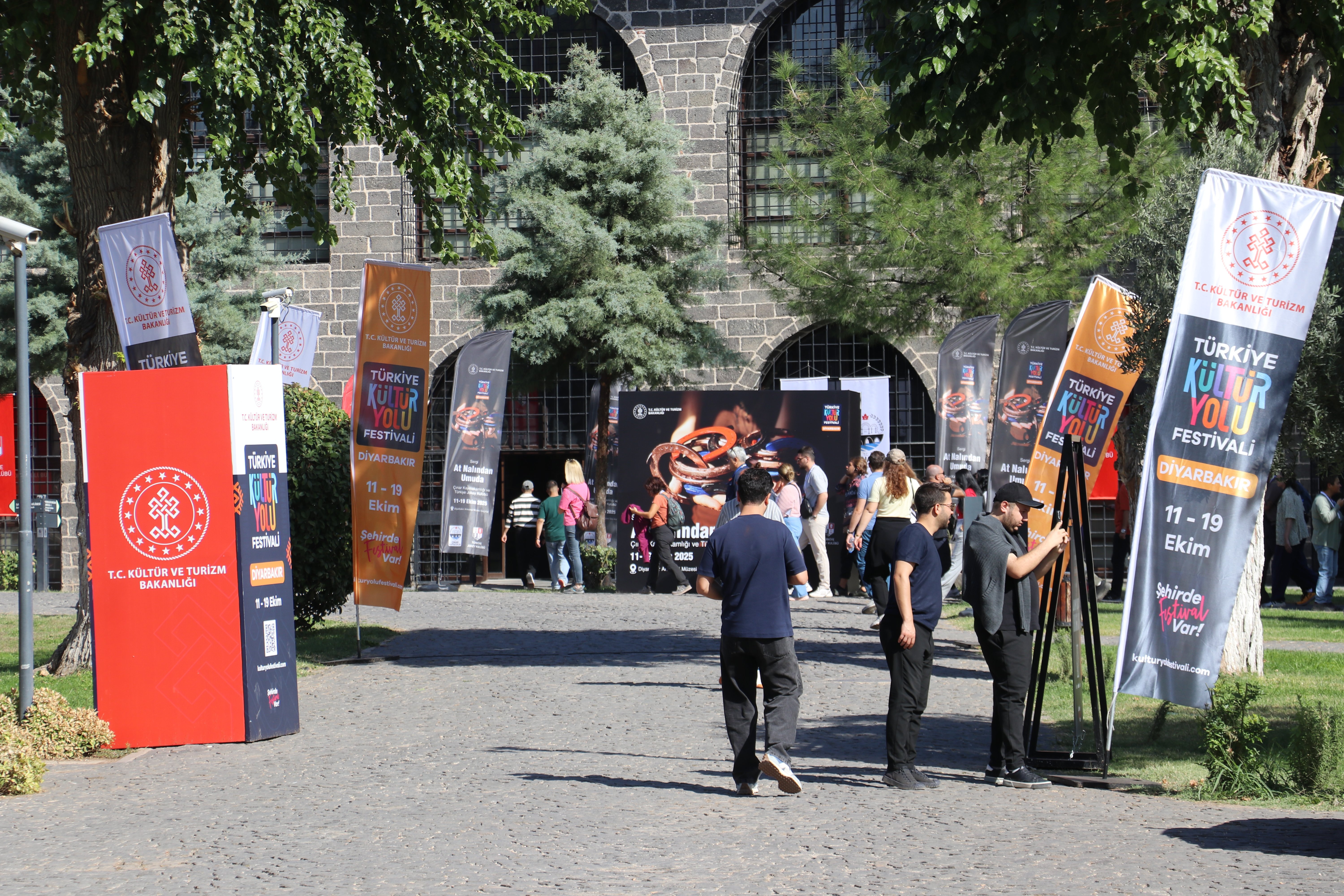 Diyarbakır Kültür Yolu Festivali’nde Rekor Katılım: 6 Günde 120 Bin Ziyaretçi