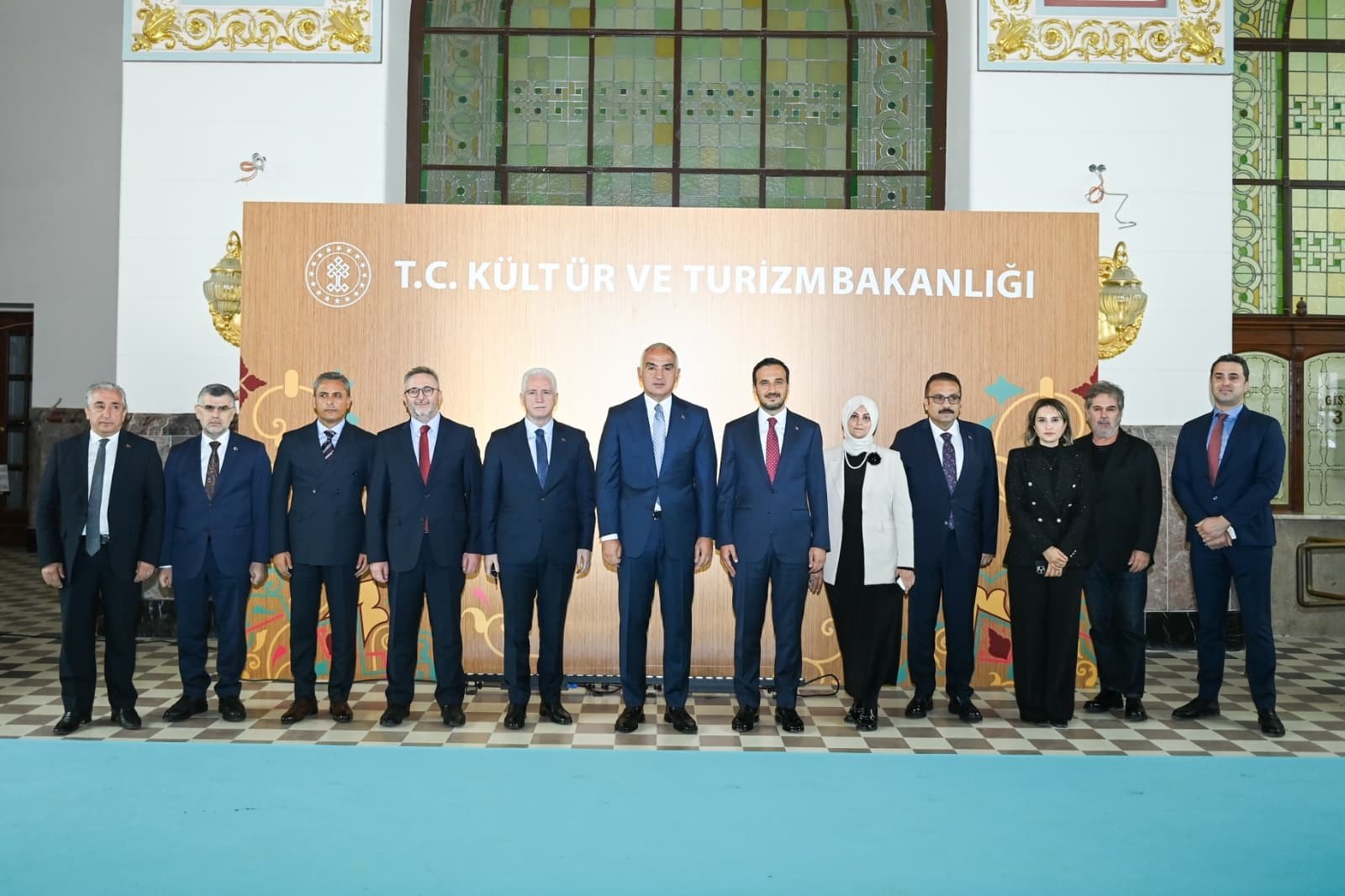 Bakan Ersoy: Haydarpaşa ve Sirkeci, İstanbul’un Yeni Kültür Sanat Adası Olacak