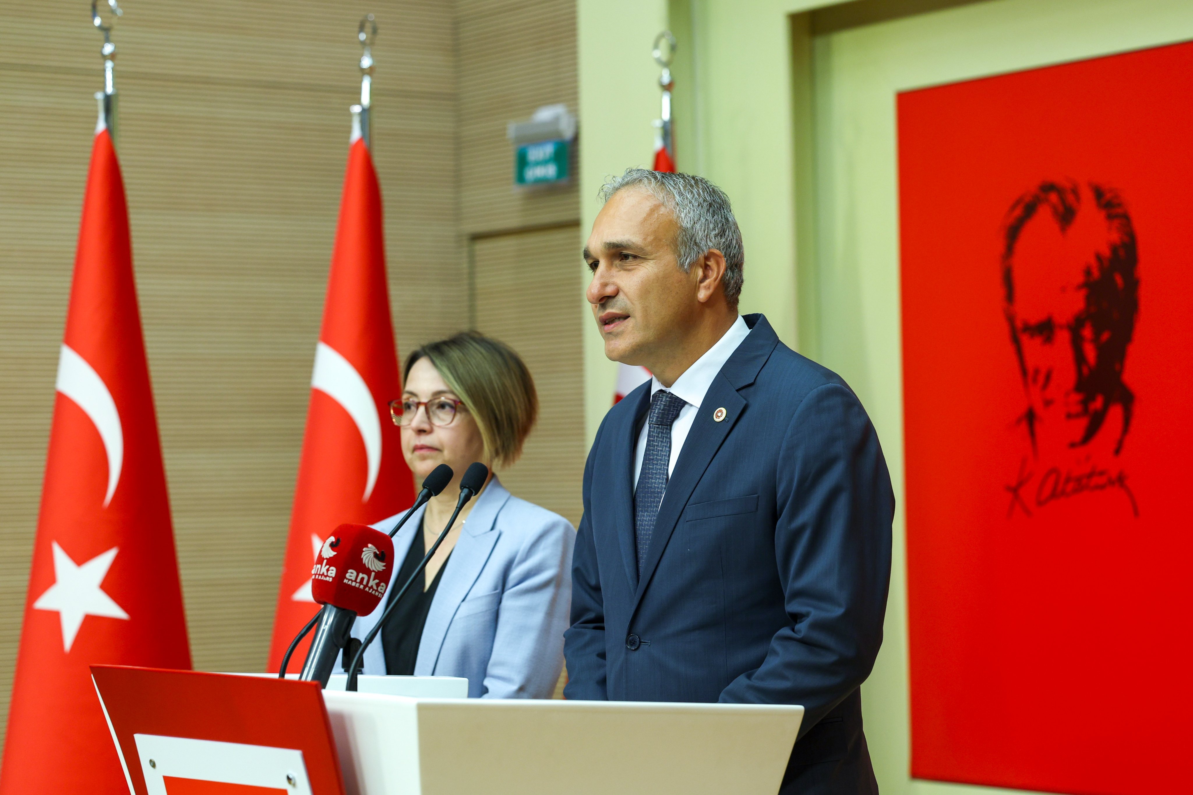 CHP’li Özçağdaş’tan Çarpıcı Açıklama: ‘100 Bin Kontenjan Bilimsel Çalışma Yapılmadan Azaltıldı’