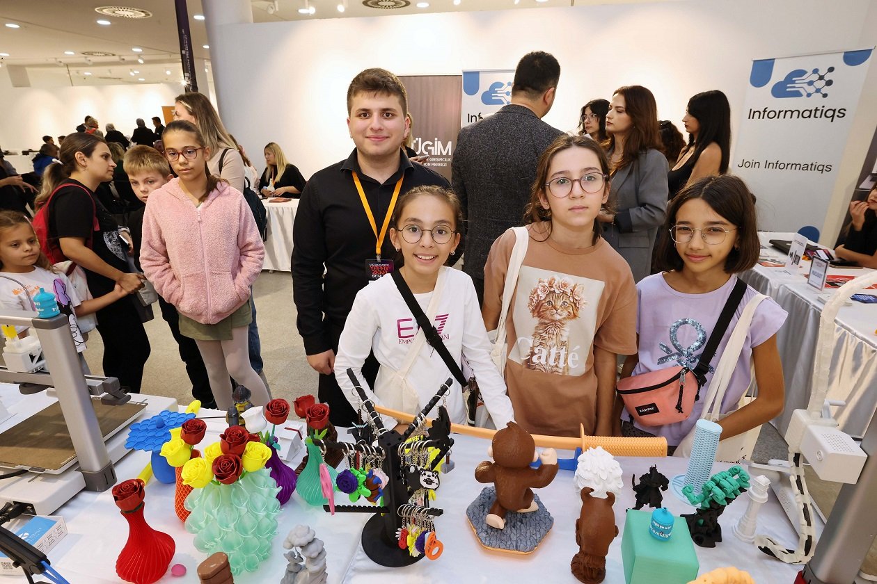 Küçükçekmece’de Yapay Zeka Şenliği: Geleceğin Teknolojileriyle Buluşma