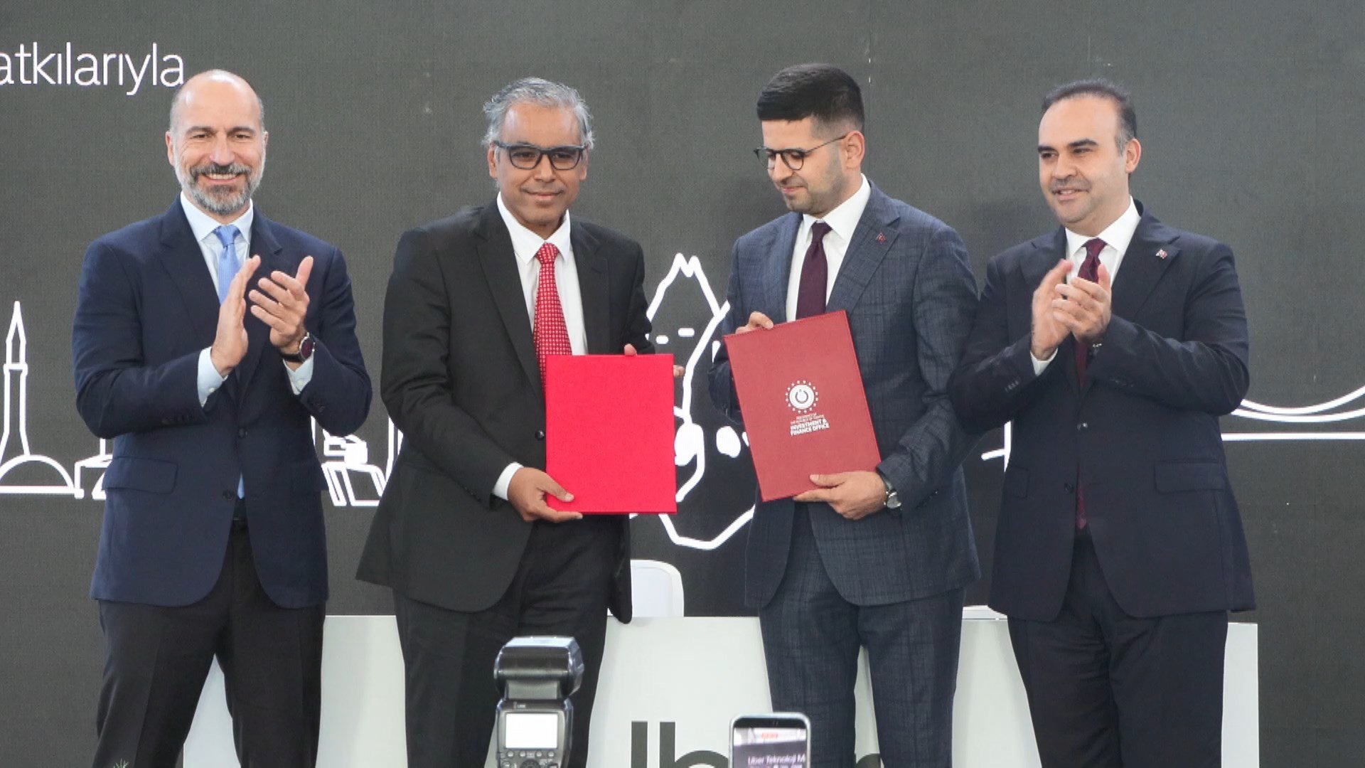 Uber Türkiye’de 200 Milyon Dolarlık Teknoloji Merkezi Kuruyor: 500 Teknoloji Uzmanı İstihdam Edilecek