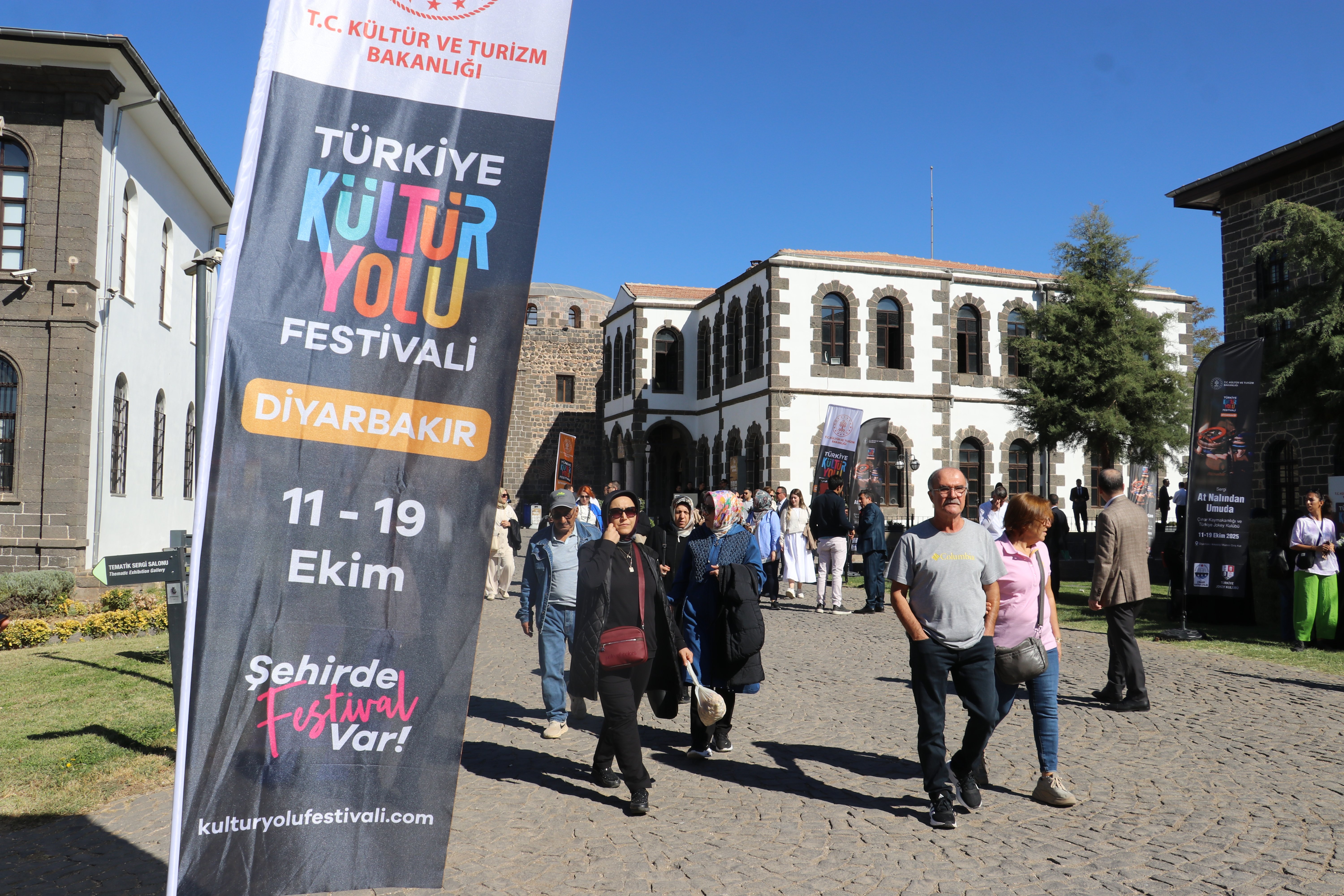 Diyarbakır Kültür Yolu Festivali Başladı: 9 Günde 344 Etkinlikle Kültür ve Sanat Şöleni