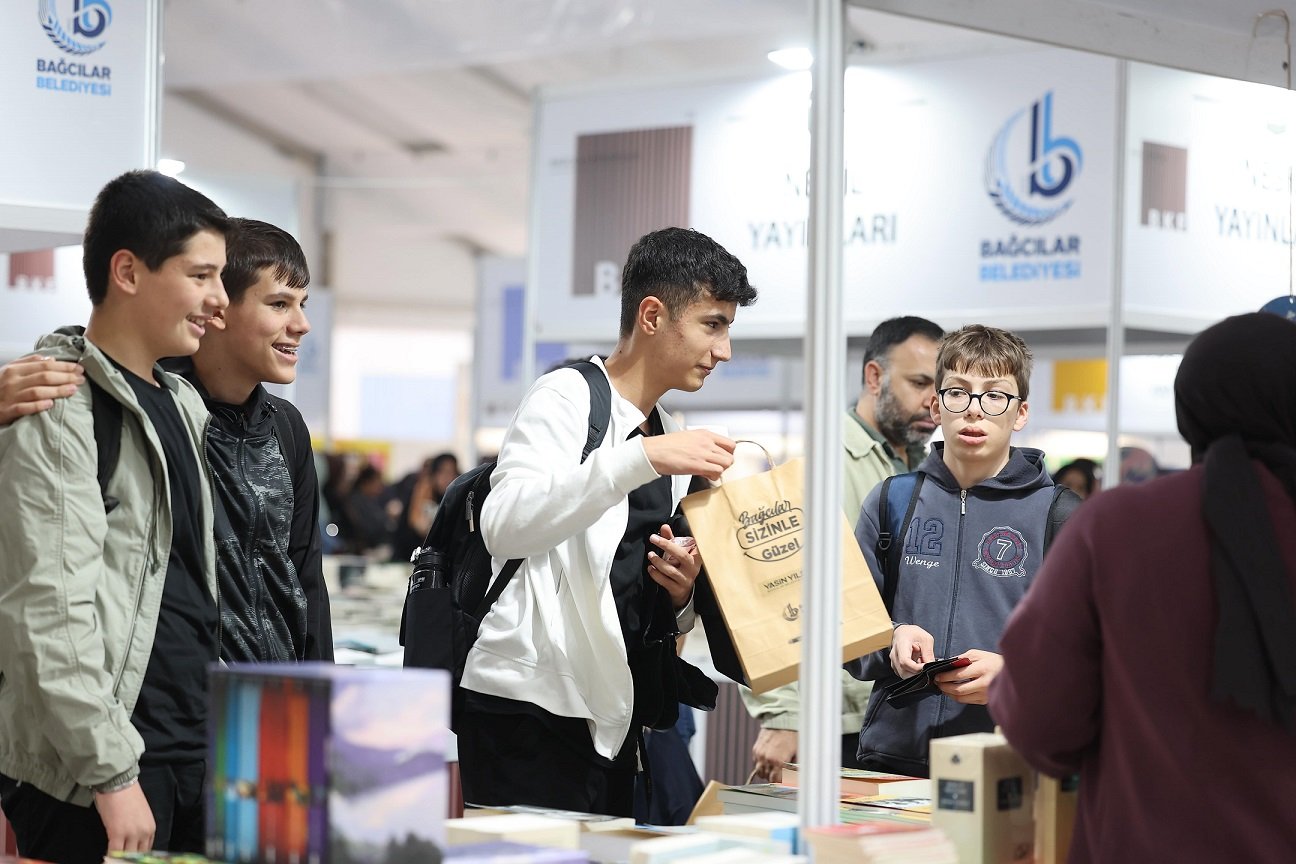 Bağcılar Kitap Fuarı Rekor Kırdı: 500 Bin Ziyaretçi Festival Tadında Etkinlik Yaşadı