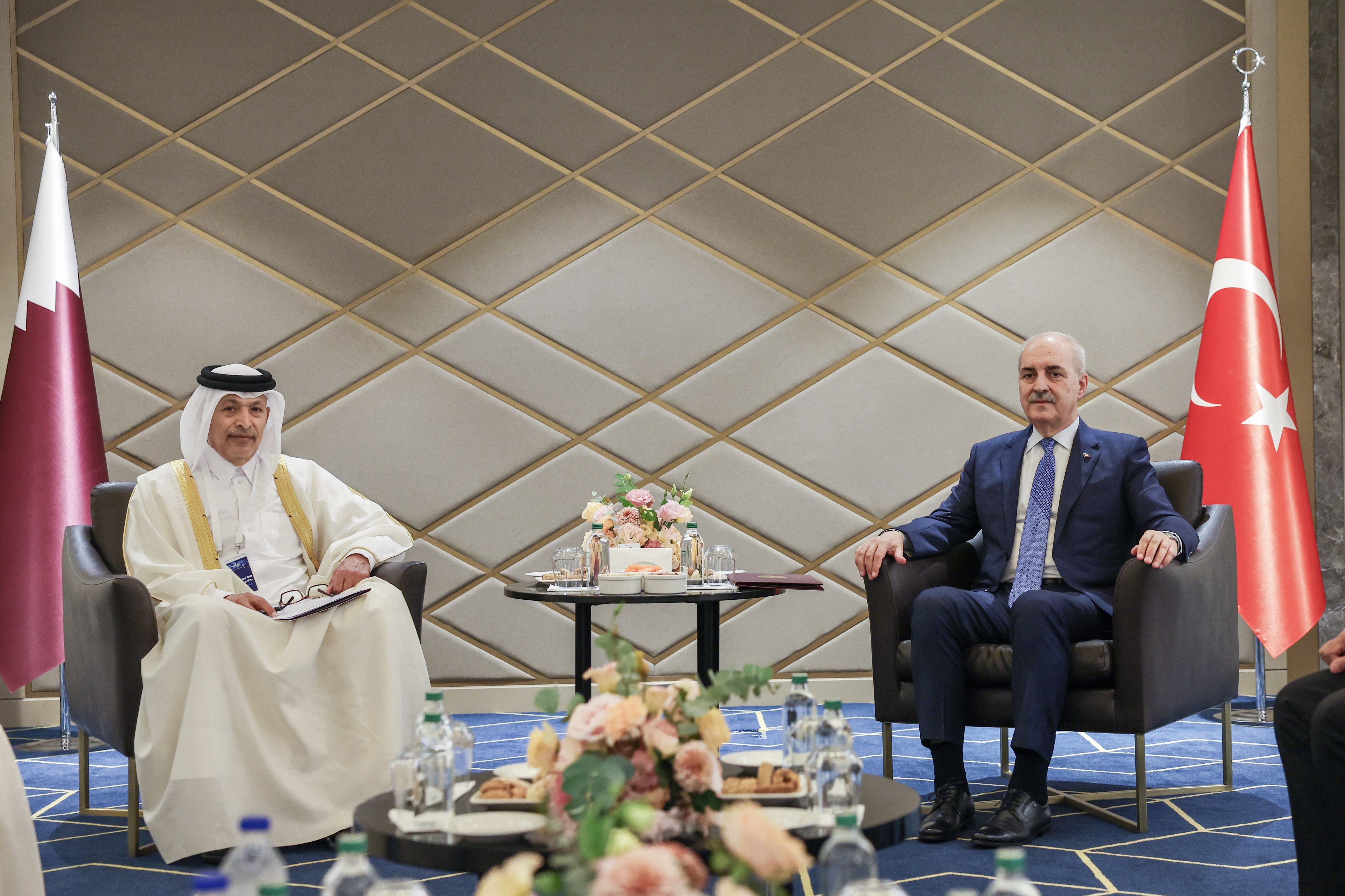 TBMM Başkanı Kurtulmuş’tan Katar Şura Meclisi Başkanı Ghanim ile Tarihi Görüşme