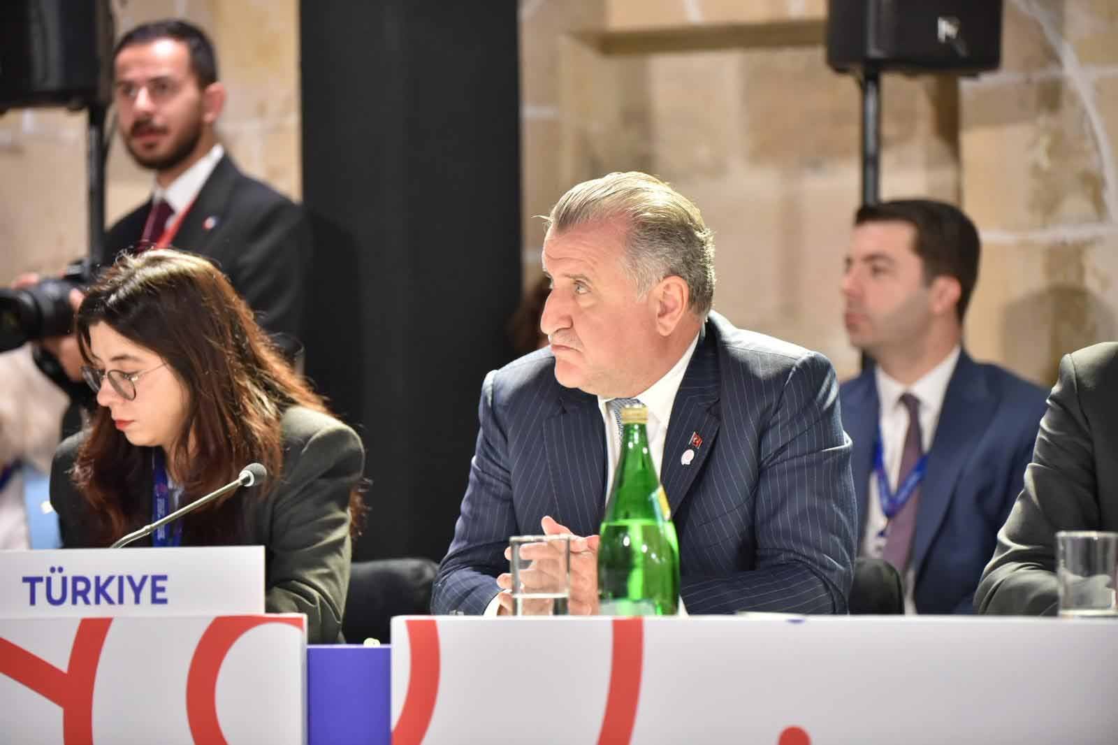 Bakan Bak’tan Cumhurbaşkanı Erdoğan ve Trump’a Gazze Ateşkesi İçin Tarihi Teşekkür