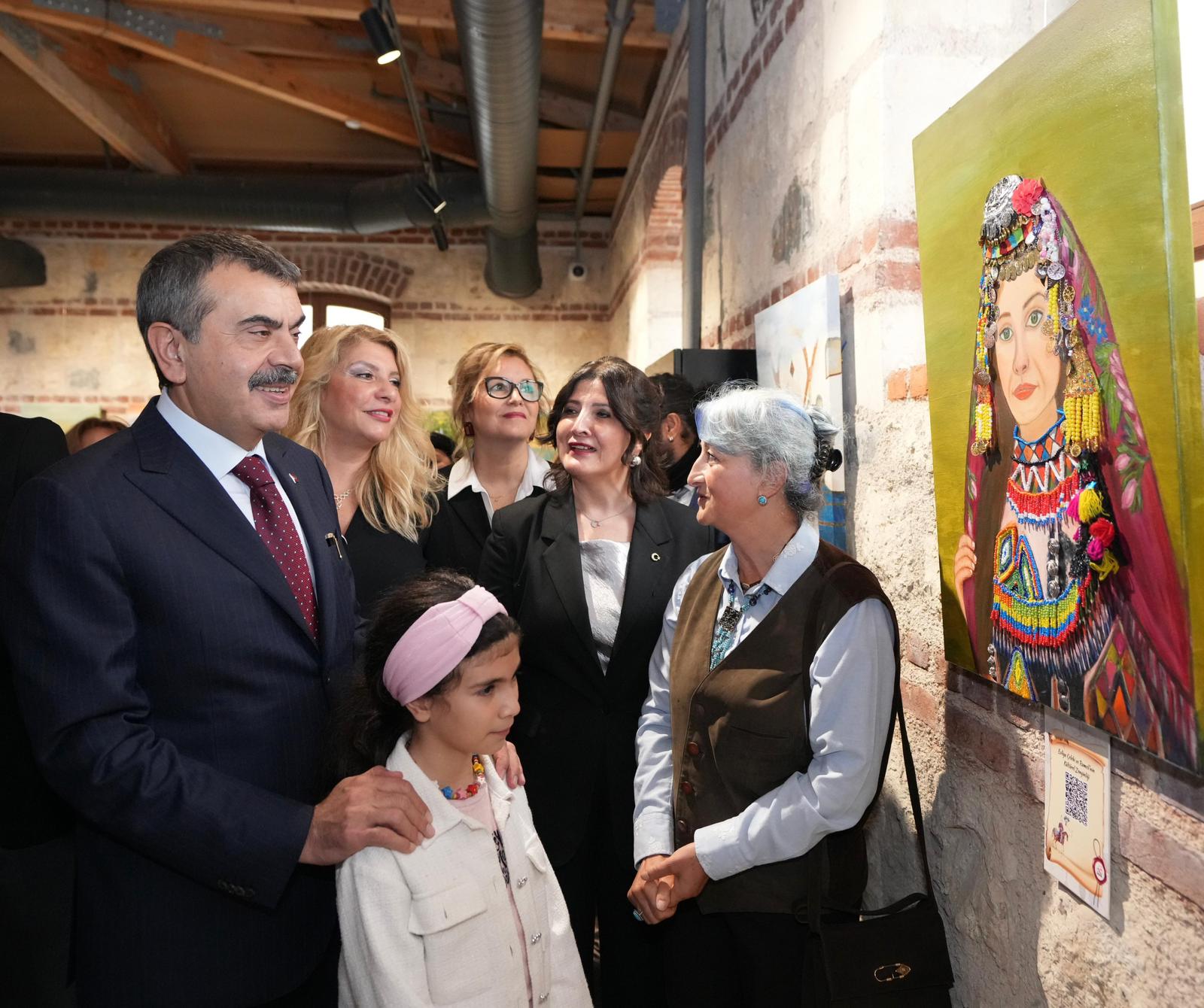 Bakan Tekin’den Önemli Mesaj: ‘İyiliğin Mucitleri’ Sloganıyla Bilim Şenliği’nde Öğrencilerle Buluştu Milli Eğitim Bakanı Yusuf