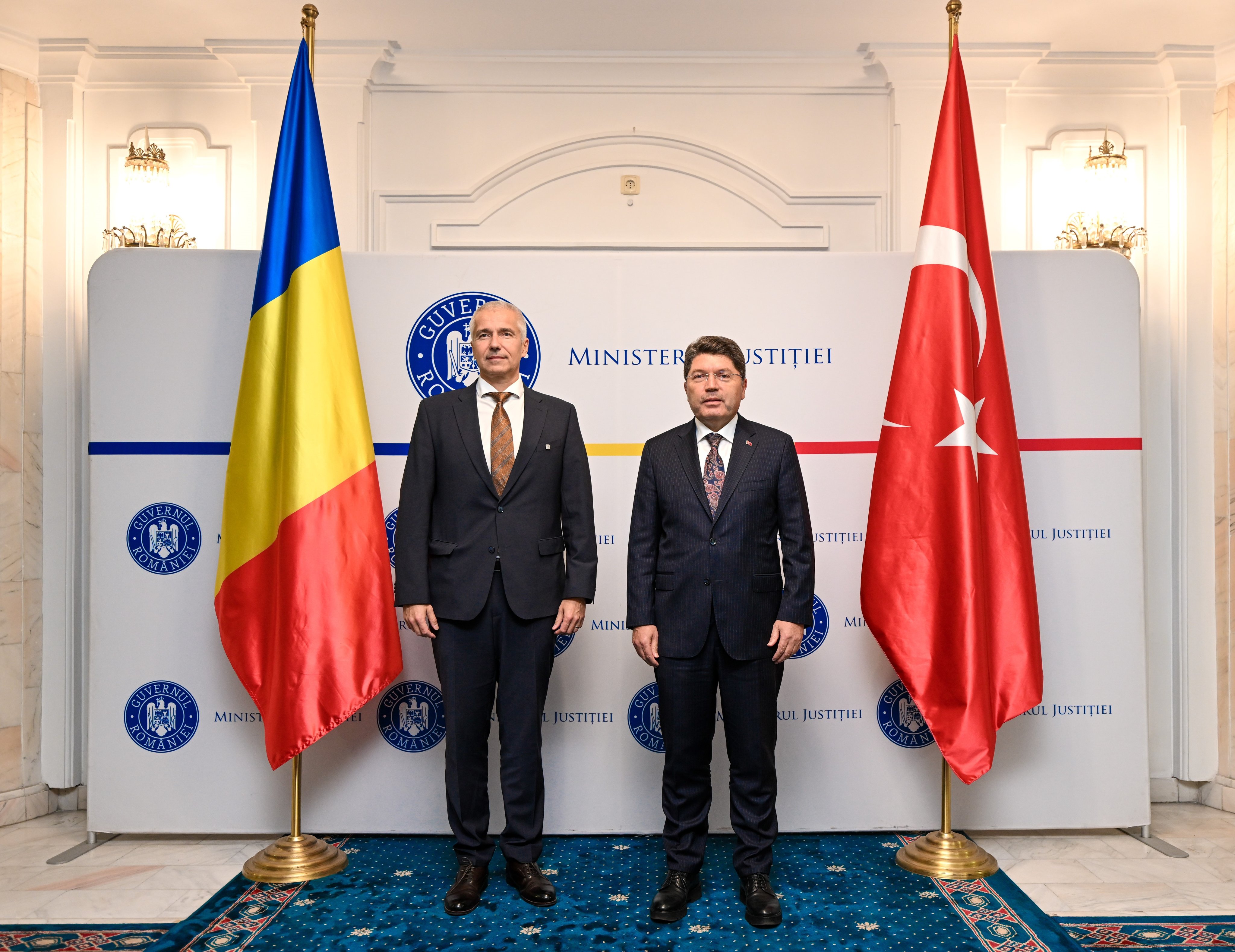 Adalet Bakanı Tunç, Romanya Adalet Bakanı Marinescu ile Bükreş’te Kritik Görüşme Gerçekleştirdi