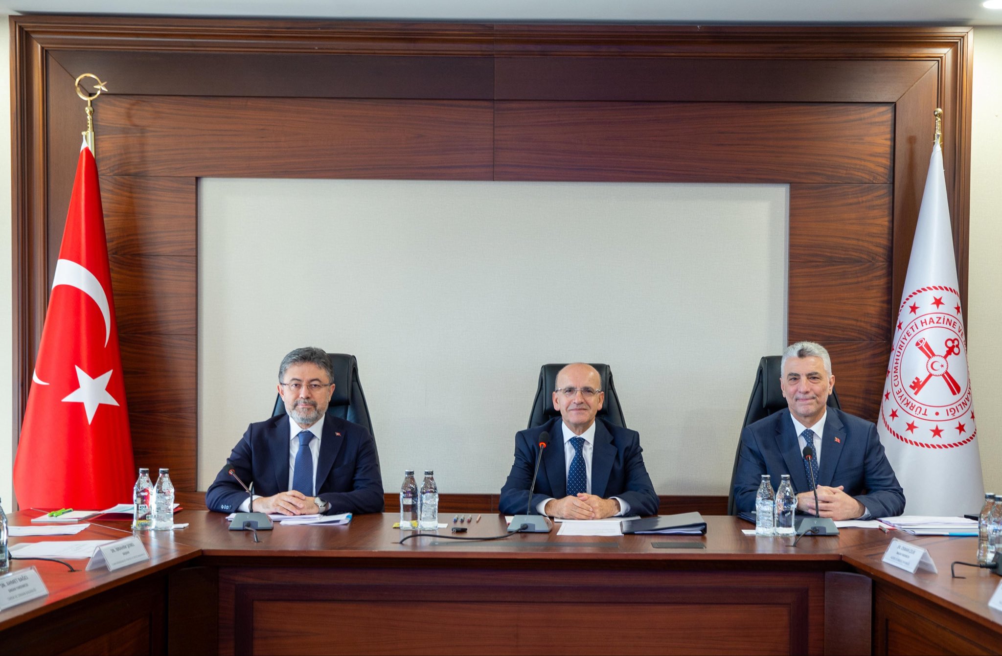 Hazine ve Maliye Bakanı