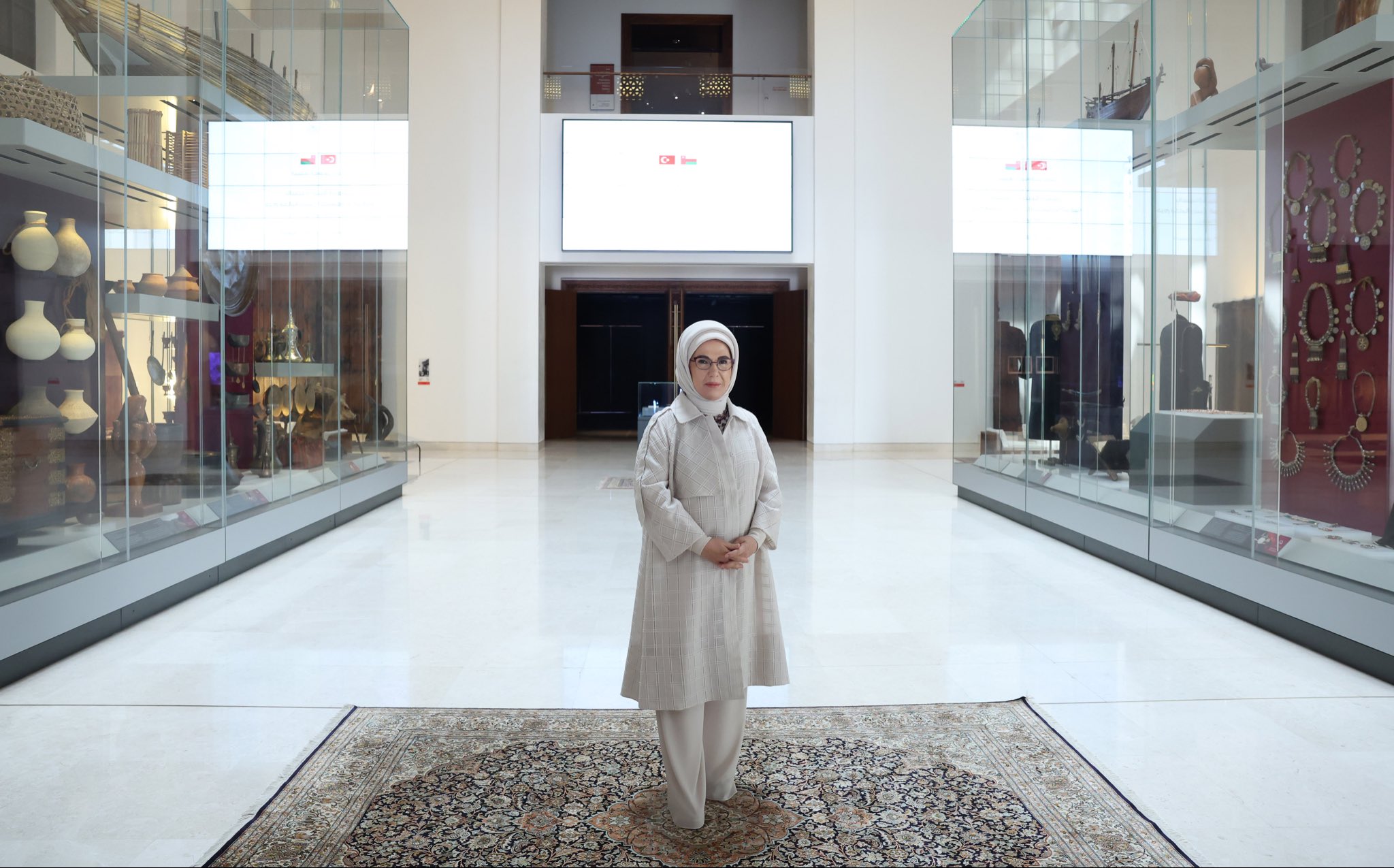 Emine Erdoğan, Umman'ın başkenti