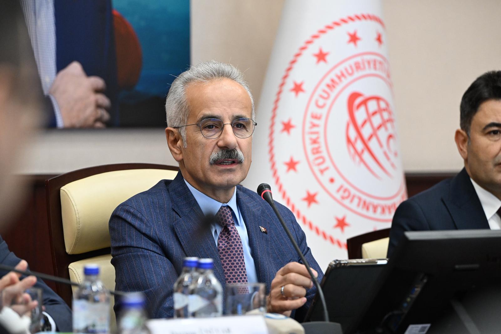 Bakan Uraloğlu’nun Açıkladığı Dev Yatırım: 23 Yılda 298,4 Milyar Dolar ve 1 Trilyon Dolarlık Katkı