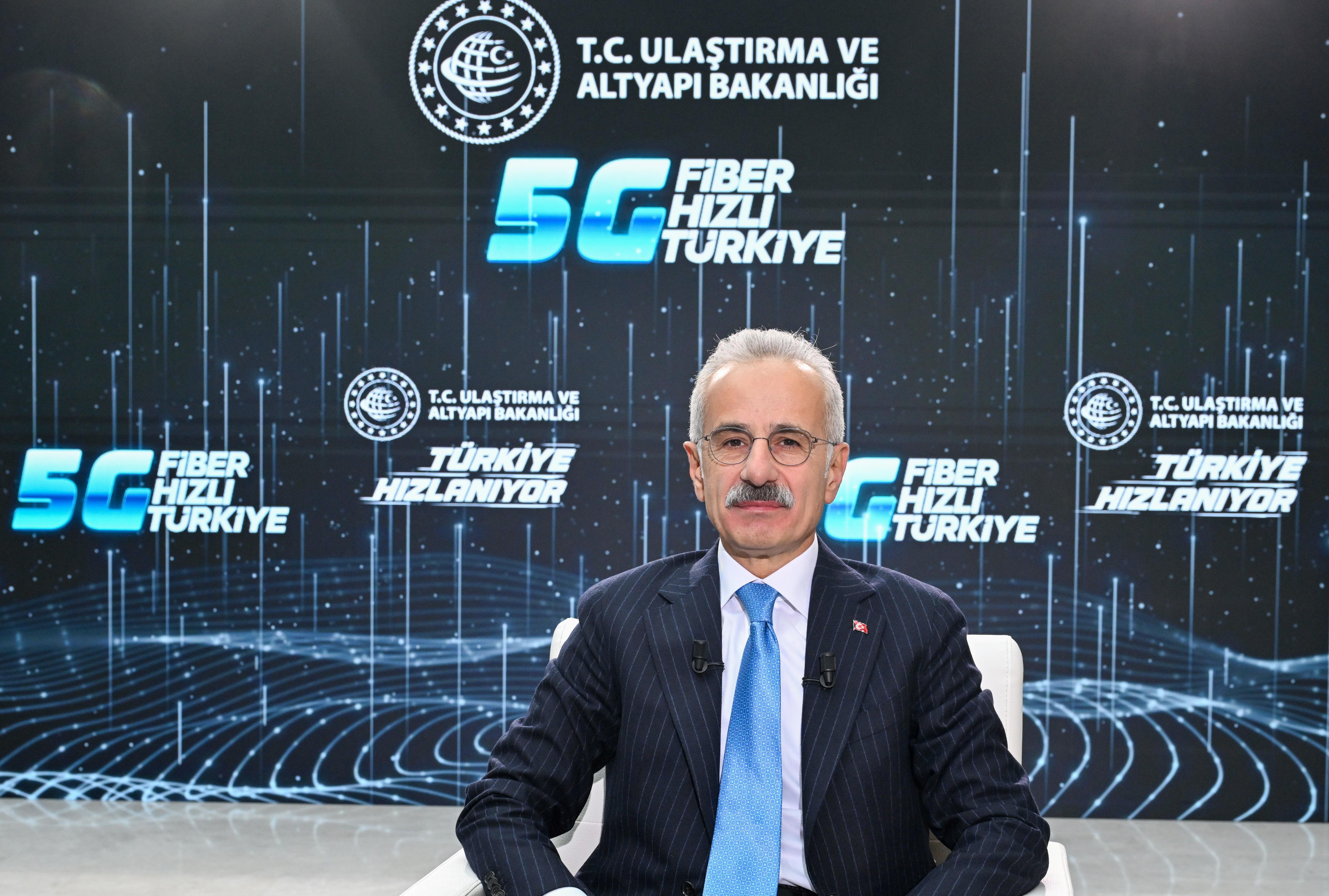 Ulaştırma Bakanı Abdulkadir Uraloğlu,