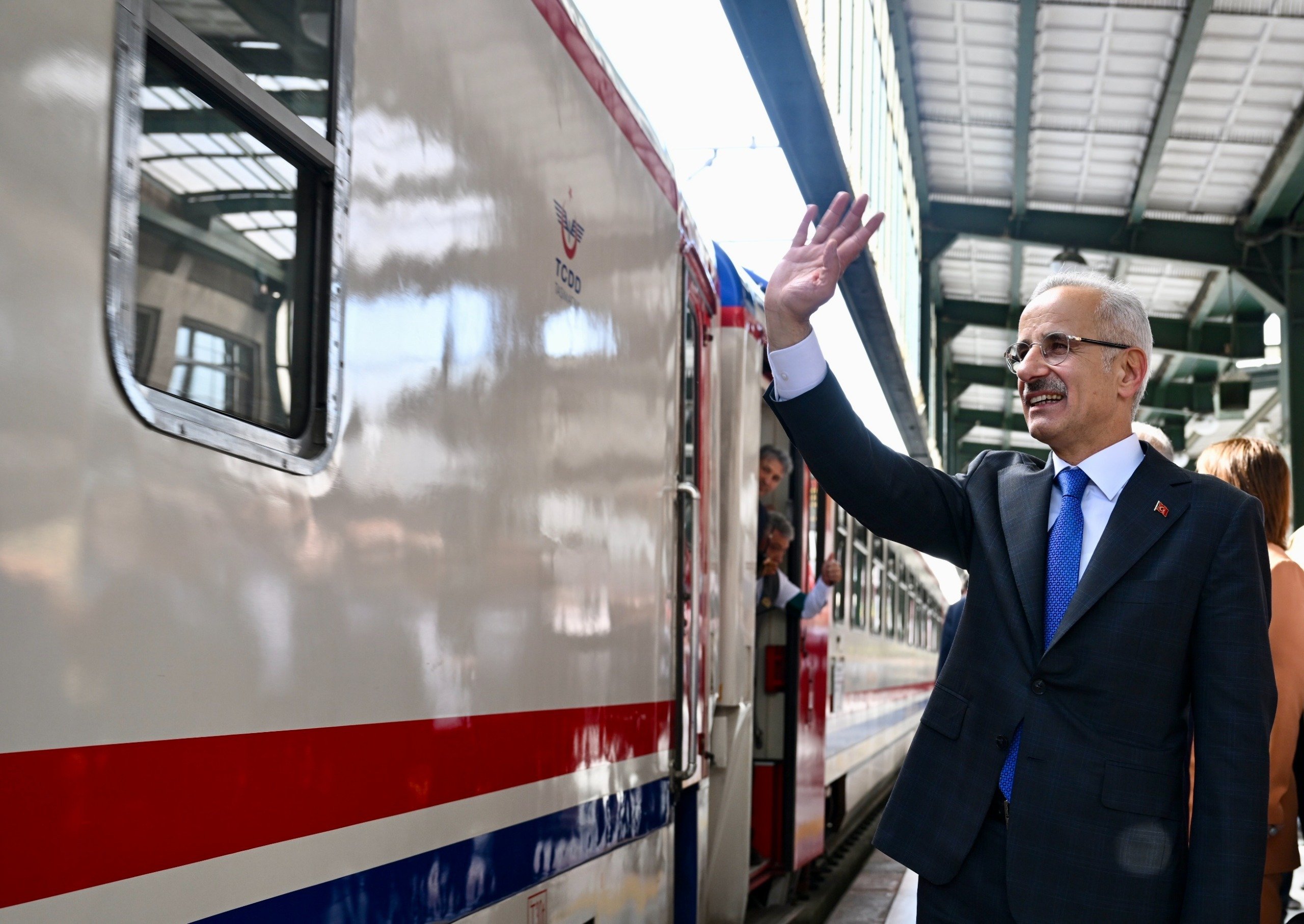 Bakan Uraloğlu Açıkladı: Turistik Doğu Ekspresi’nin Kış Seferleri 22 Aralık’ta Başlıyor! Ulaştırma Bakanı Abdulkadir Uraloğlu,