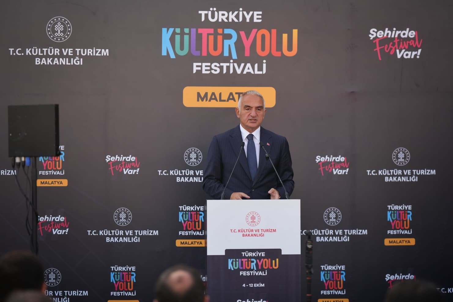 Kültür ve Turizm Bakanı