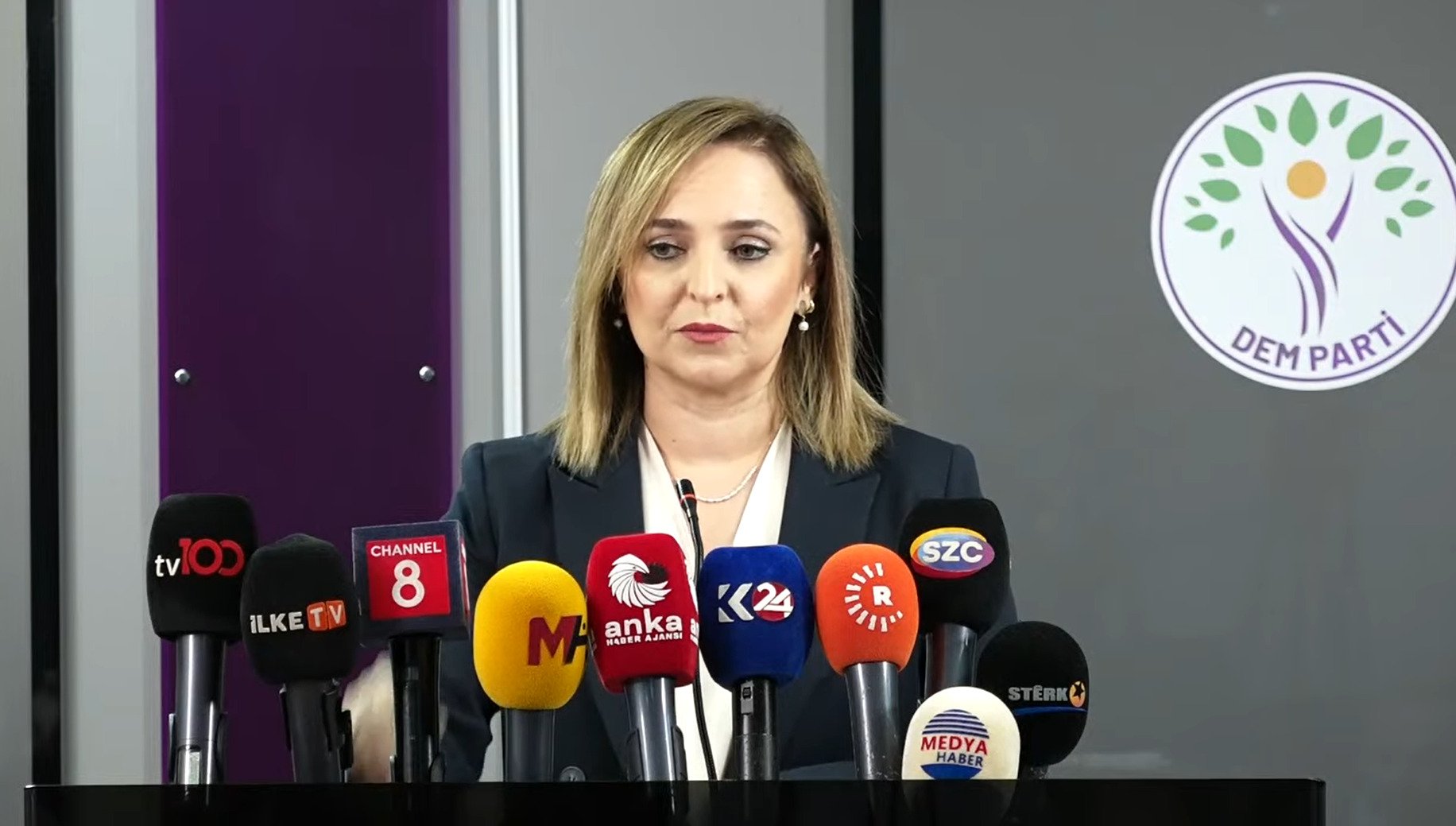 DEM Parti Sözcüsü Ayşegül