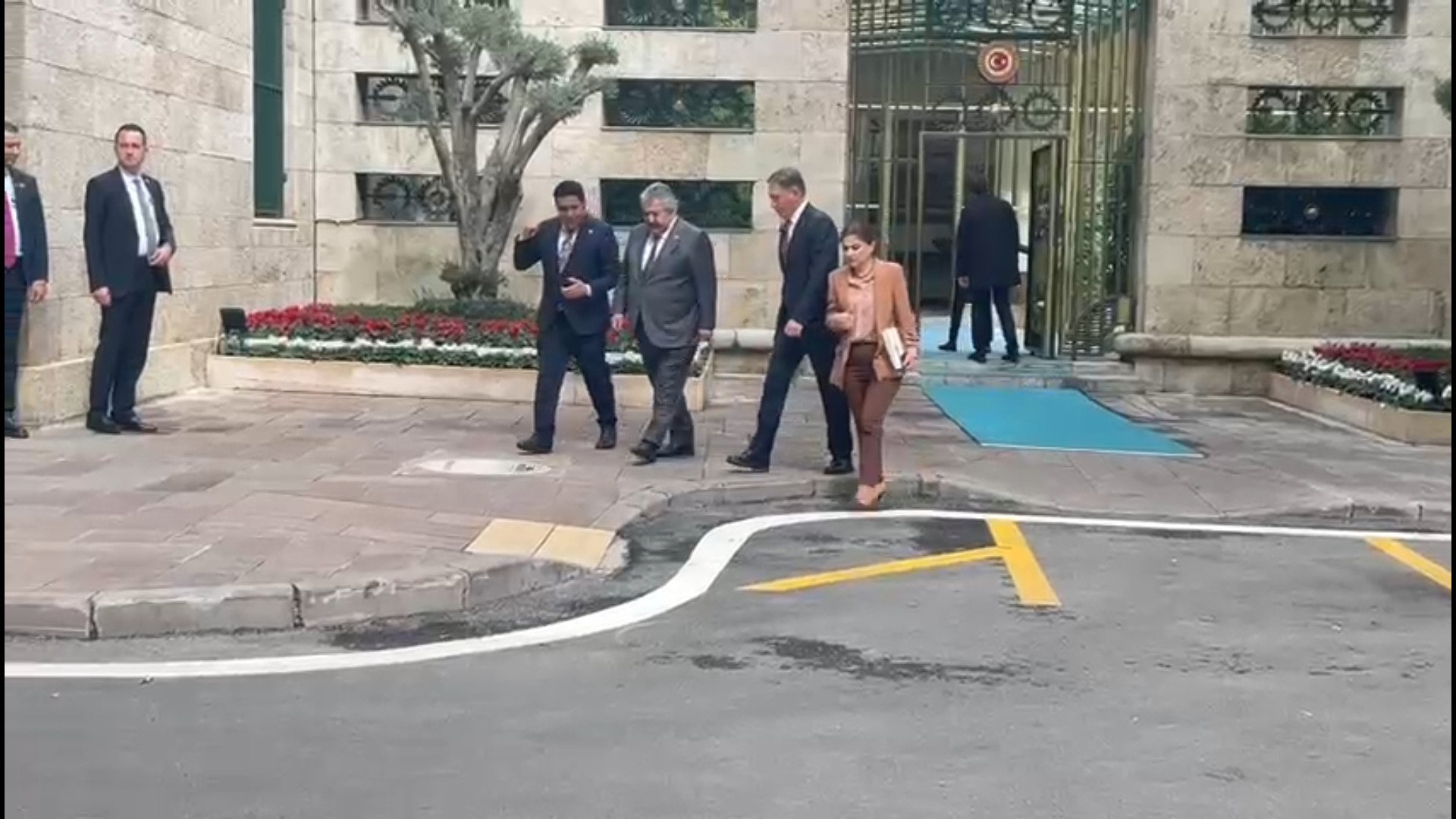 TBMM Başkanı Kurtulmuş’tan Kritik Görüşme: ‘Terörsüz Türkiye’ Komisyonu Üyeleriyle Bir Araya Geldi