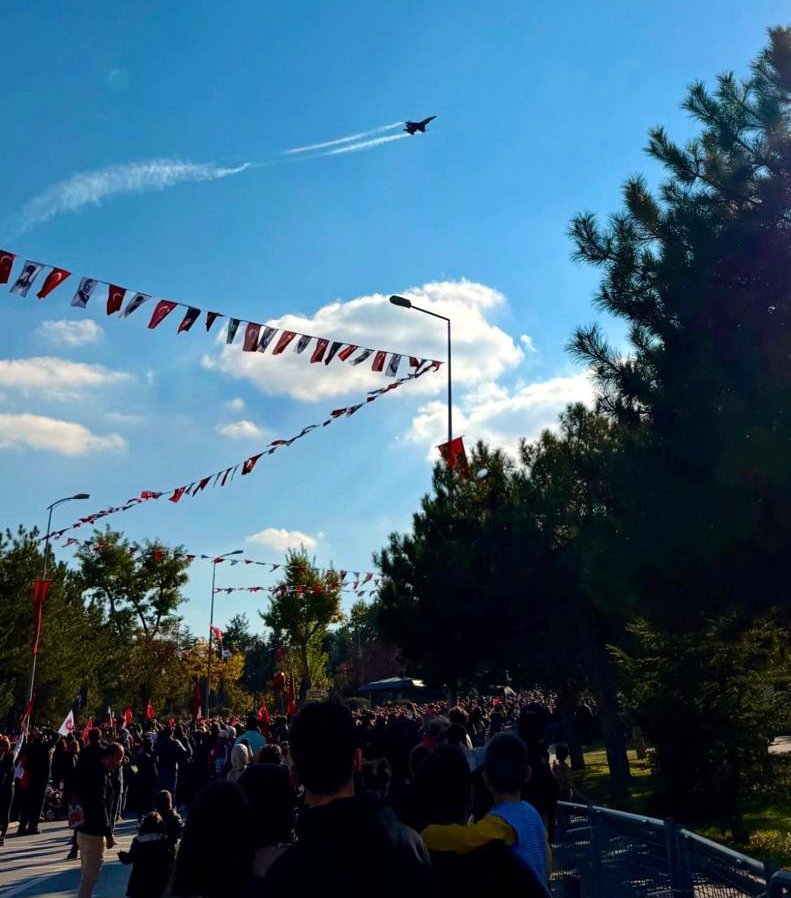 SOLOTÜRK Eşliğinde Görkemli 29 Ekim Yürüyüşü: Ankara’da Cumhuriyet Coşkusu