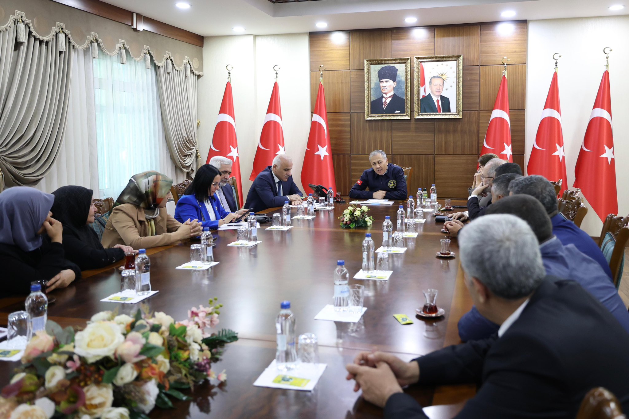 İçişleri Bakanı Ali Yerlikaya,