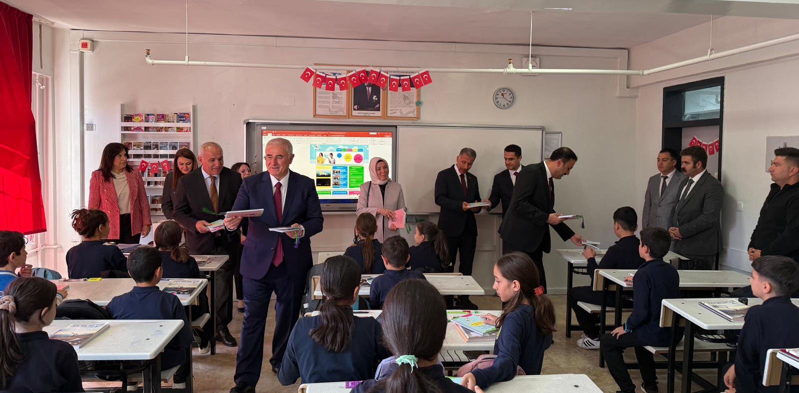 Kamu Başdenetçisi Akarca: Çocuklara Hak Arama Kültürünü Aşılıyoruz