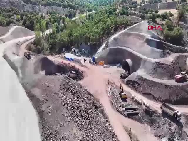 Ulaştırma Bakanı Abdulkadir Uraloğlu,