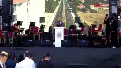 Ulaştırma ve Altyapı Bakanı Uraloğlu Kaman’da Festival Coşkusuna Ortak Oldu