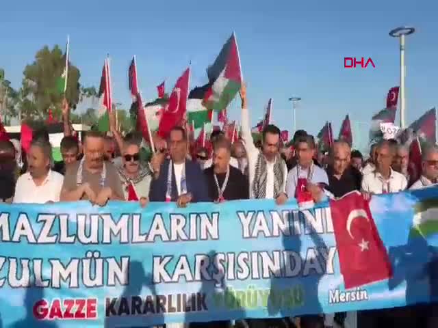 Mersin'de İsrail'in Gazze saldırılarını