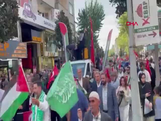 Sakarya'da binlerce vatandaş Filistin'e