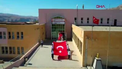 Batman’da Tarihi Dokuda Cumhuriyet Coşkusu: Hasankeyf’te 102’nci Yıl Kareografisi