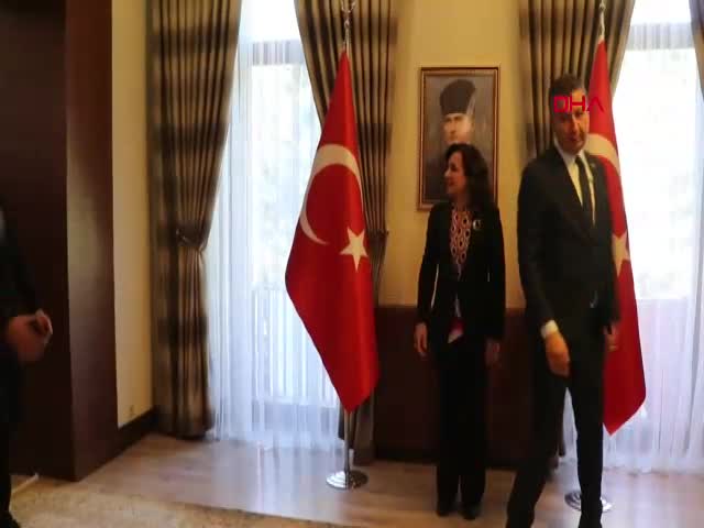 Burdur’da 29 Ekim Cumhuriyet Bayramı Coşkusu! Vali Bilgihan’dan Anlamlı Konuşma Burdur'da 29 Ekim Cumhuriyet