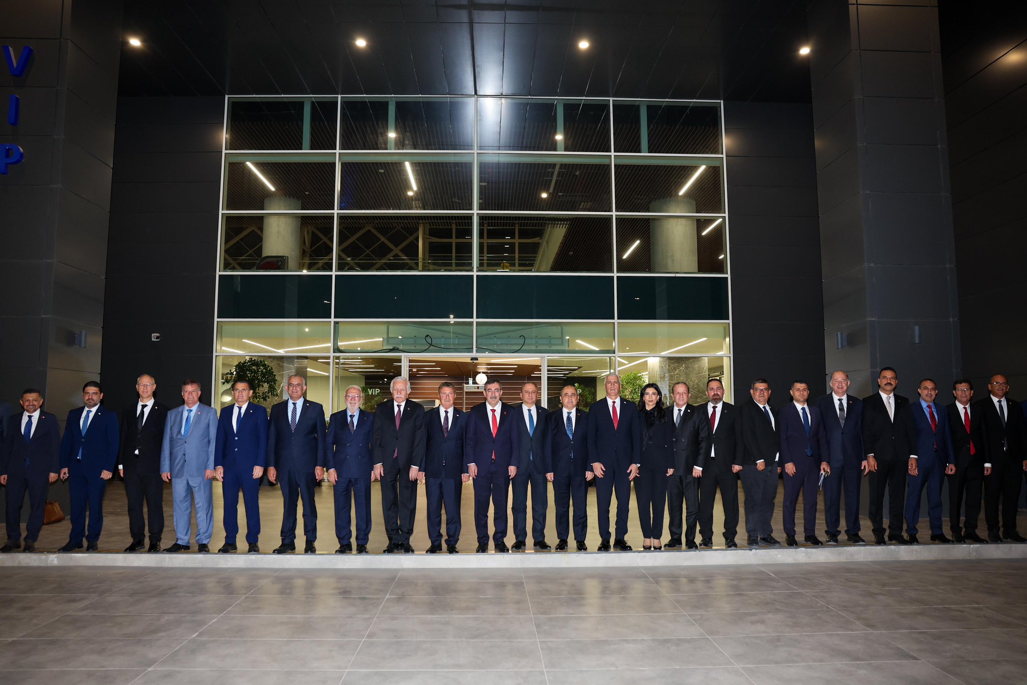 Cumhurbaşkanı Yardımcısı Yılmaz, KKTC’nin 42. Yıl Dönümü Törenlerinde