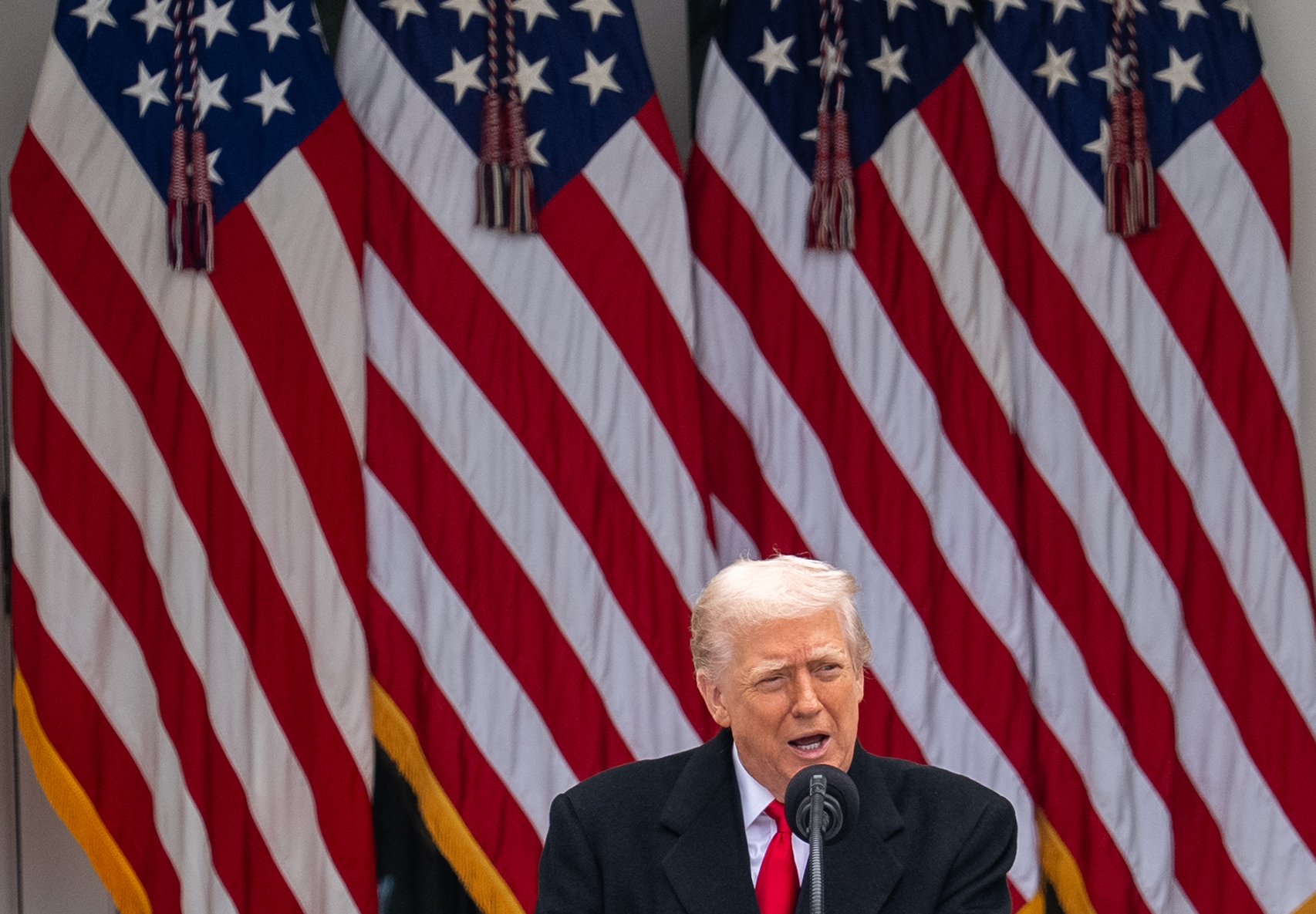 Trump’tan Çarpıcı Açıklama: ‘Tüm Üçüncü Dünya Ülkelerinden Gelen Göçü Kalıcı Olarak Durduruyorum’