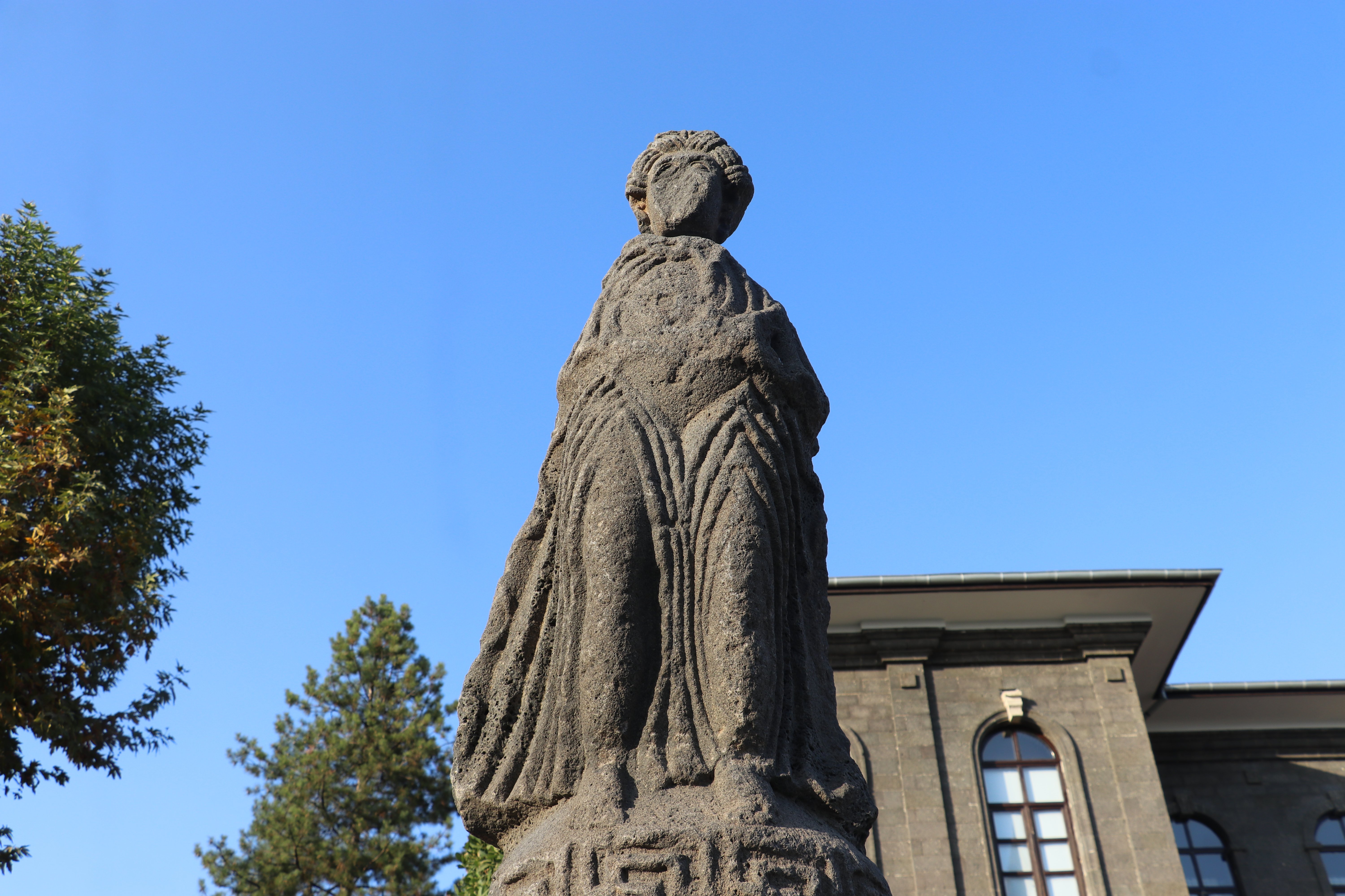 Diyarbakır Müzesi’nde Tarih Yeniden Canlanıyor: 350 Restore Edilmiş Eser Ziyarete Açıldı