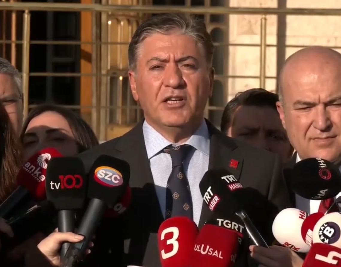 CHP Grup Başkanvekili Murat Emir,