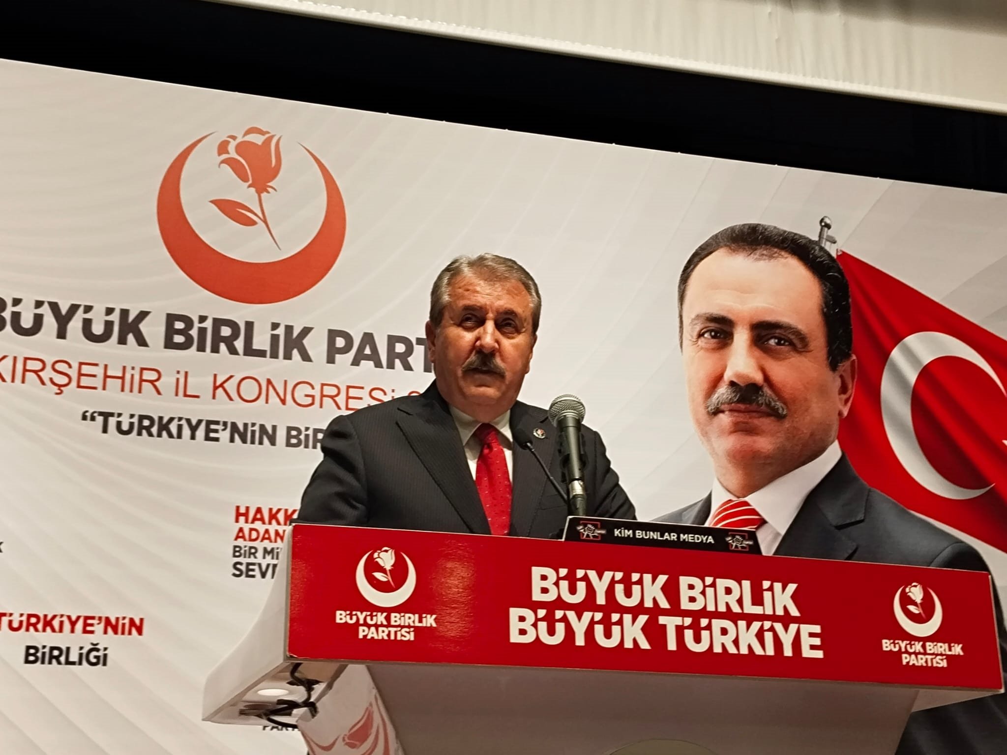 Destici’den Sert Açıklama: Bu Millet Hainlerin Taleplerine Asla Geçit Vermez!