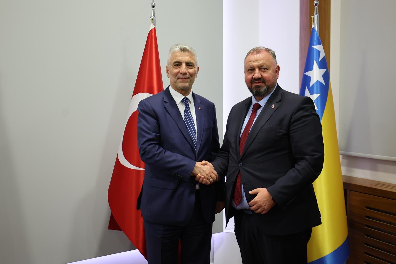 Bakan Bolat’tan Bosna Hersek’e Ekonomik İş Birliği Mesajı: Ticaret Hacmini Artıracağız