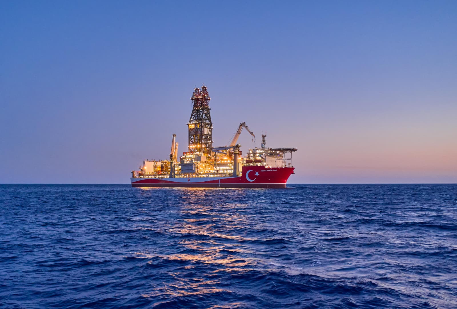 Abdülhamid Han Sondaj Gemisi Karadeniz’de Devrim Yarattı: 1 Yılda 75 Milyar Metreküp Doğal Gaz Keşfi!