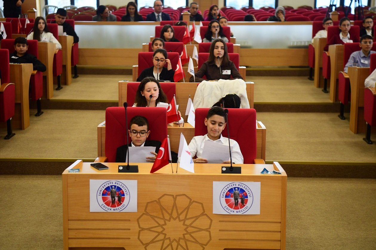 Sancaktepe’de Tarihi Adım: Çocuk Meclisi İlk Oturumunu Gerçekleştirdi