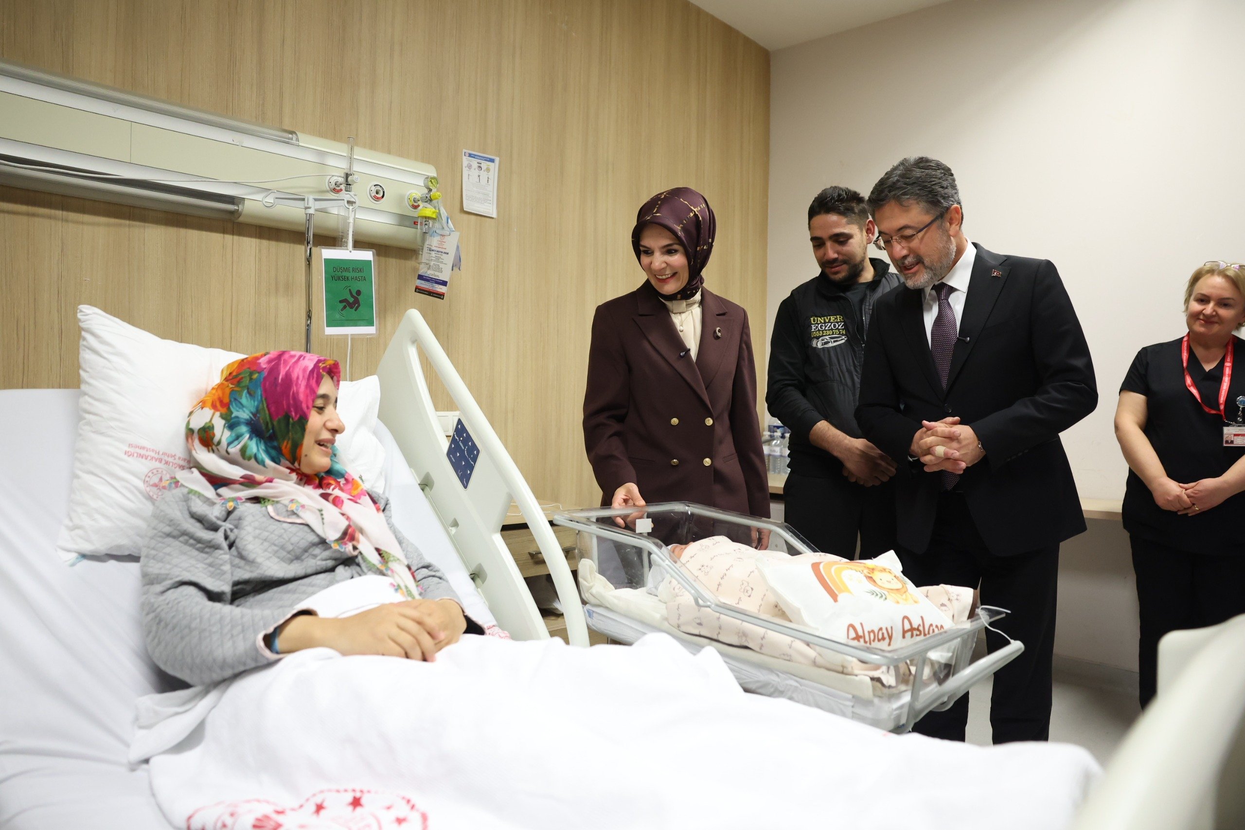 Her Yeni Doğan Bebek ve Yeni Evli Çift İçin Fidan Dikilecek: ‘Her Aile 1 Fidan Sevdamız Yeşil Vatan’ Kampanyası Başladı