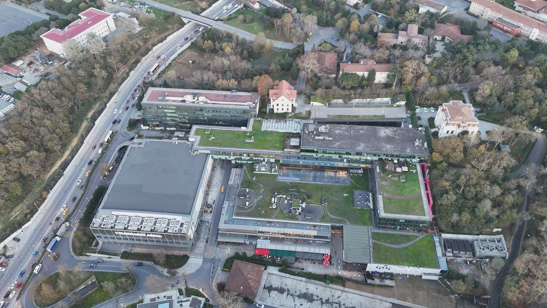 Papa 14. Leo’nun İstanbul’daki Tarihi Ayini İçin Volkswagen Arena’da Sıkı Güvenlik Önlemleri