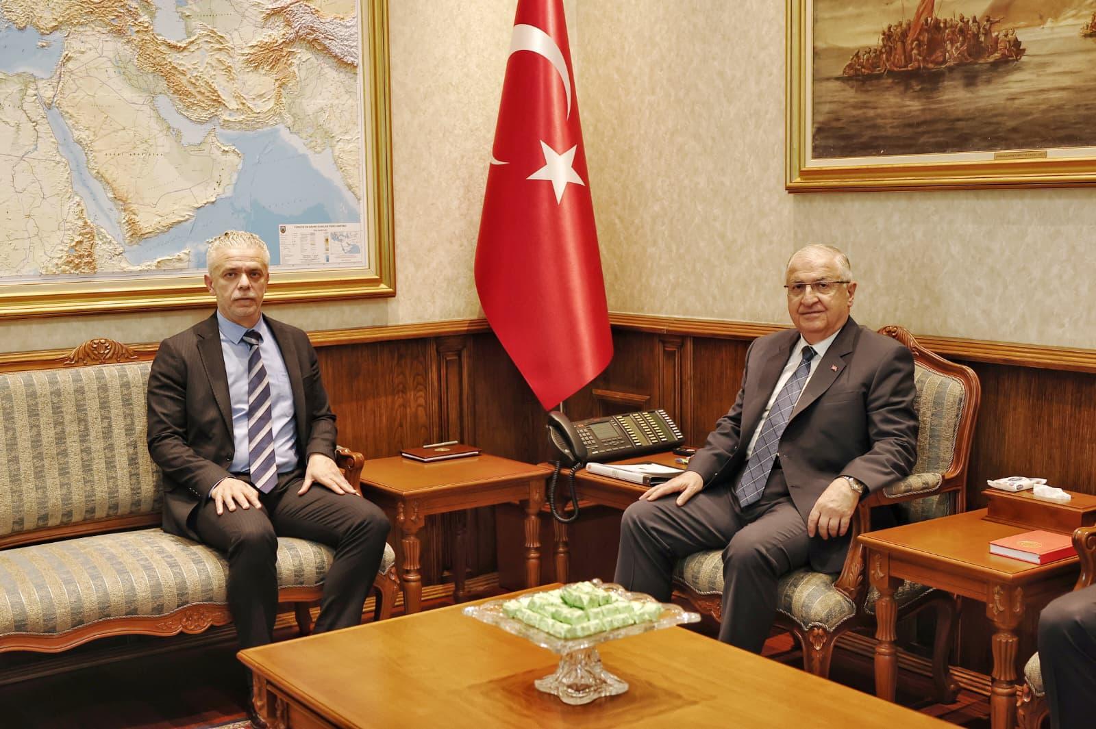 Milli Savunma Bakanı Yaşar Güler,