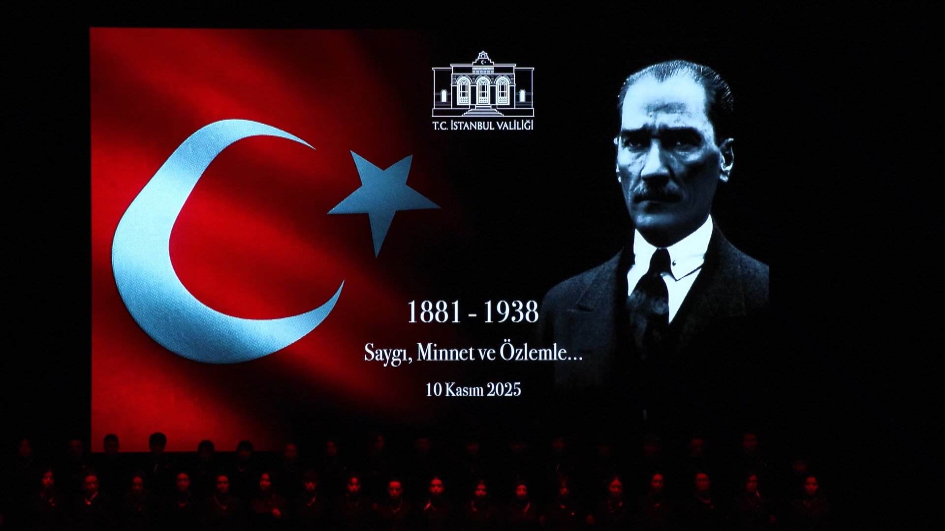 İstanbul’da Görkemli 10 Kasım Töreni: AKM’de Atatürk Saygıyla Anıldı