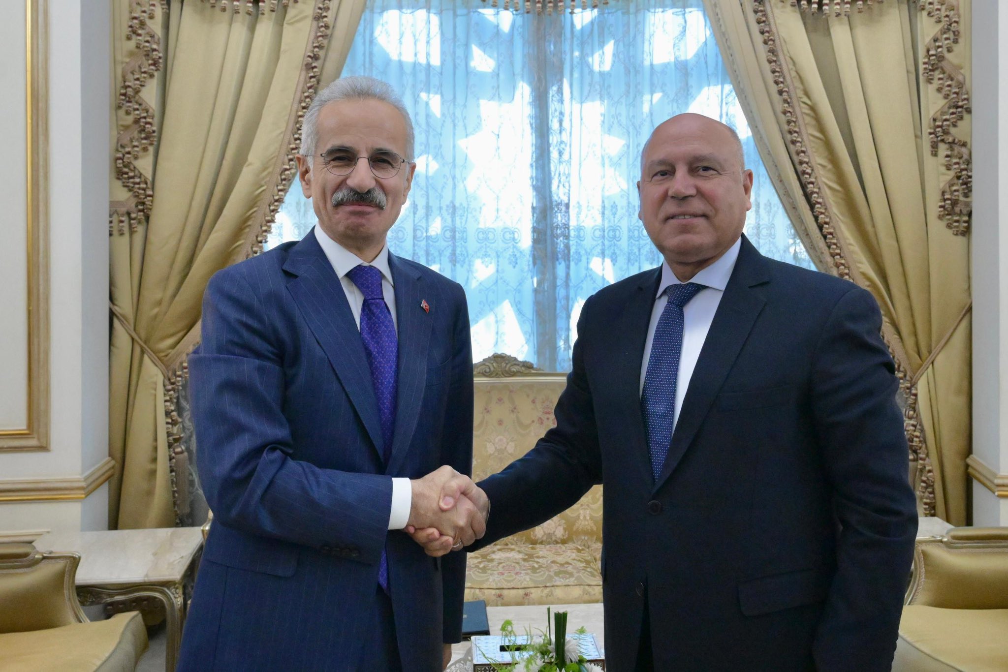 Bakan Uraloğlu Mısırlı Mevkidaşı El-Vezir ile Kritik Görüşme Gerçekleştirdi