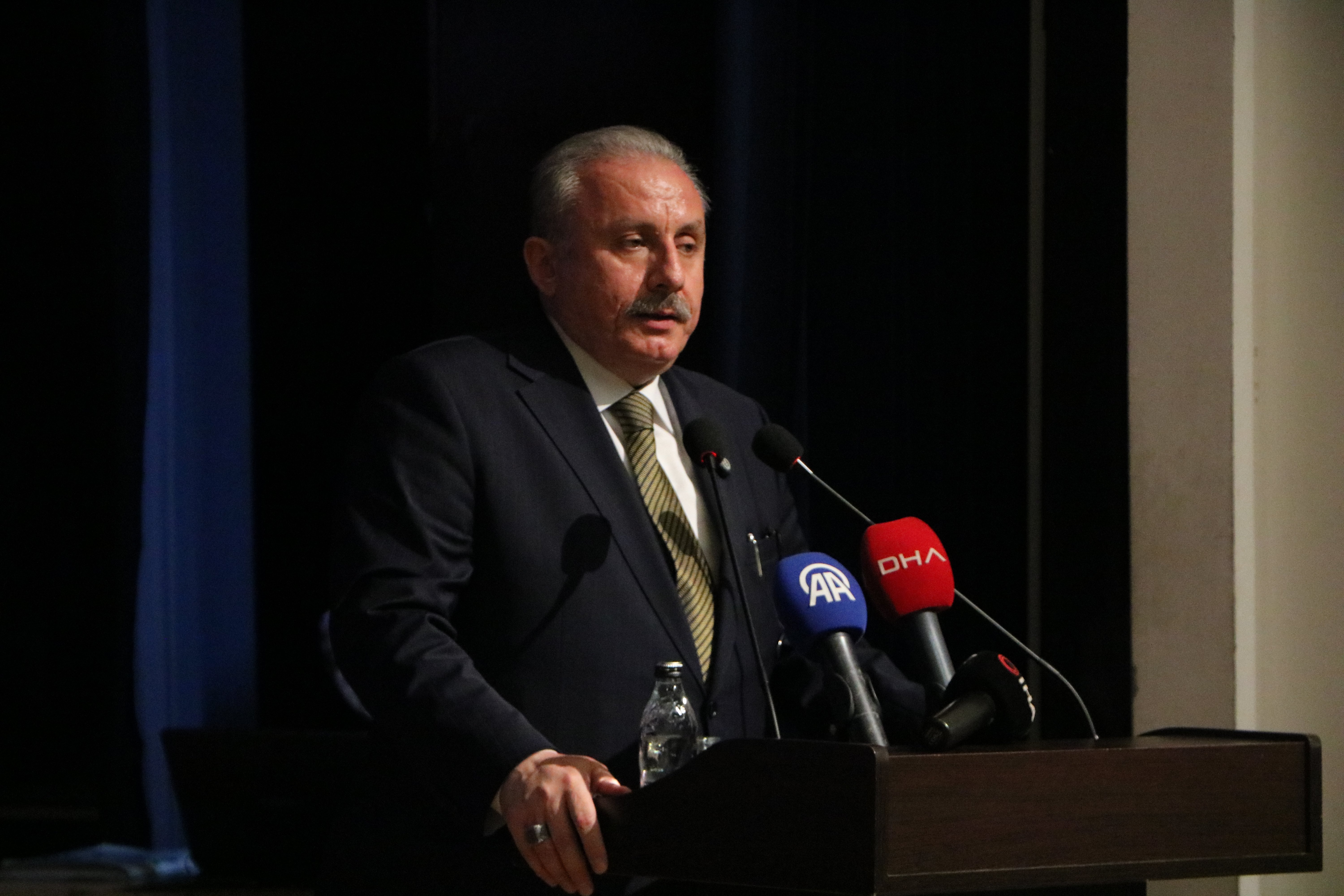 Şentop’tan Kritik Uyarı: Evlenme Yaşındaki Artış Nüfus Artışını Tehdit Ediyor