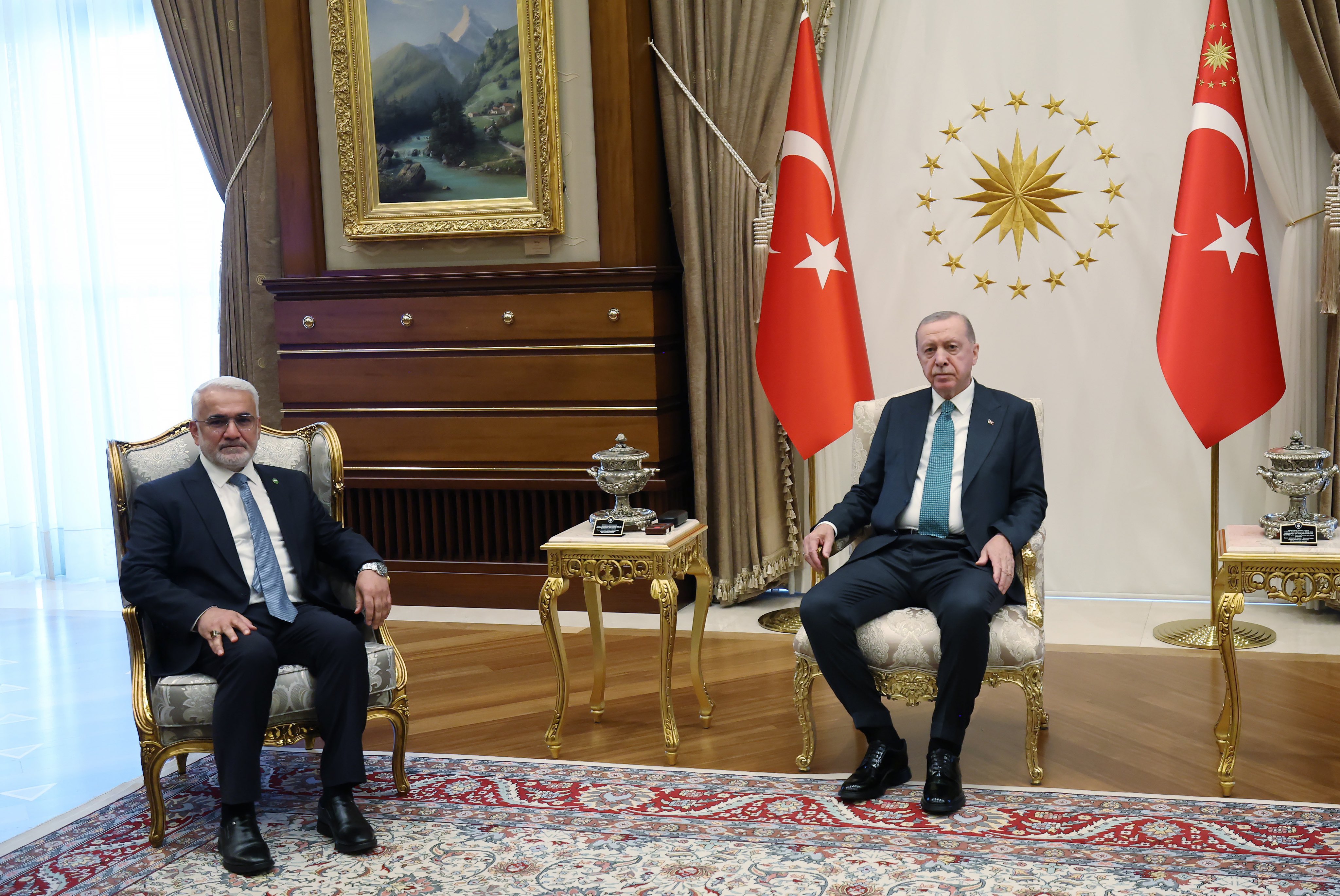 Cumhurbaşkanı Erdoğan ile HÜDA PAR Genel Başkanı Yapıcıoğlu Kritik Görüşme Gerçekleştirdi